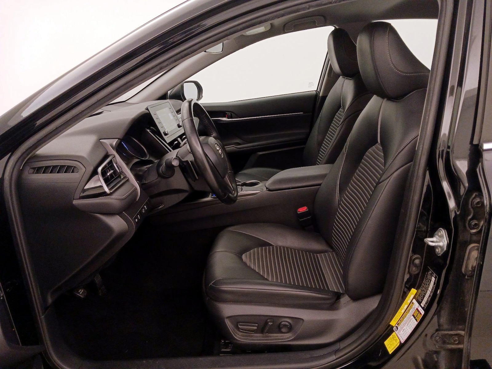 Power Seat(s) & Side Airbags