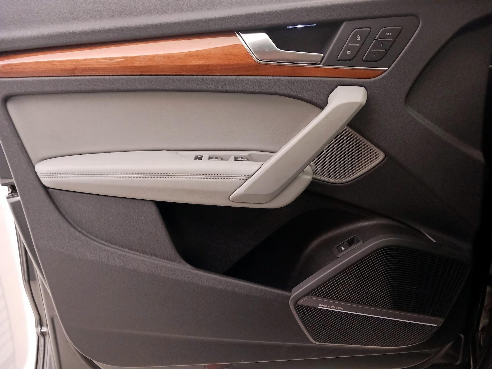 2022 Audi Q5 Premium Plus - Photo 13