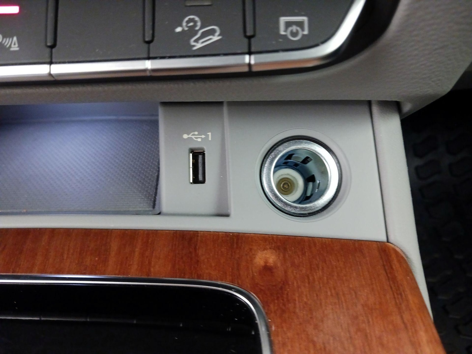 2022 Audi Q5 Premium Plus - Photo 20