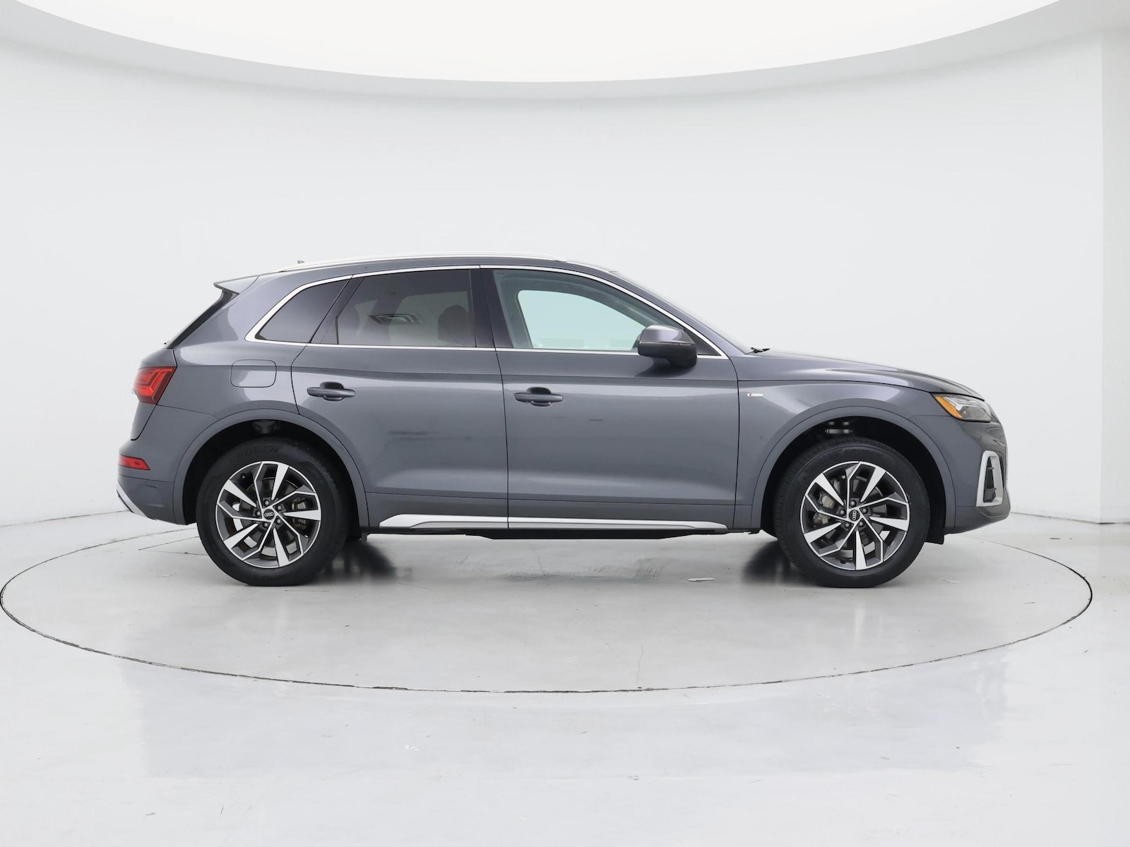 2022 Audi Q5 Premium Plus - Photo 8