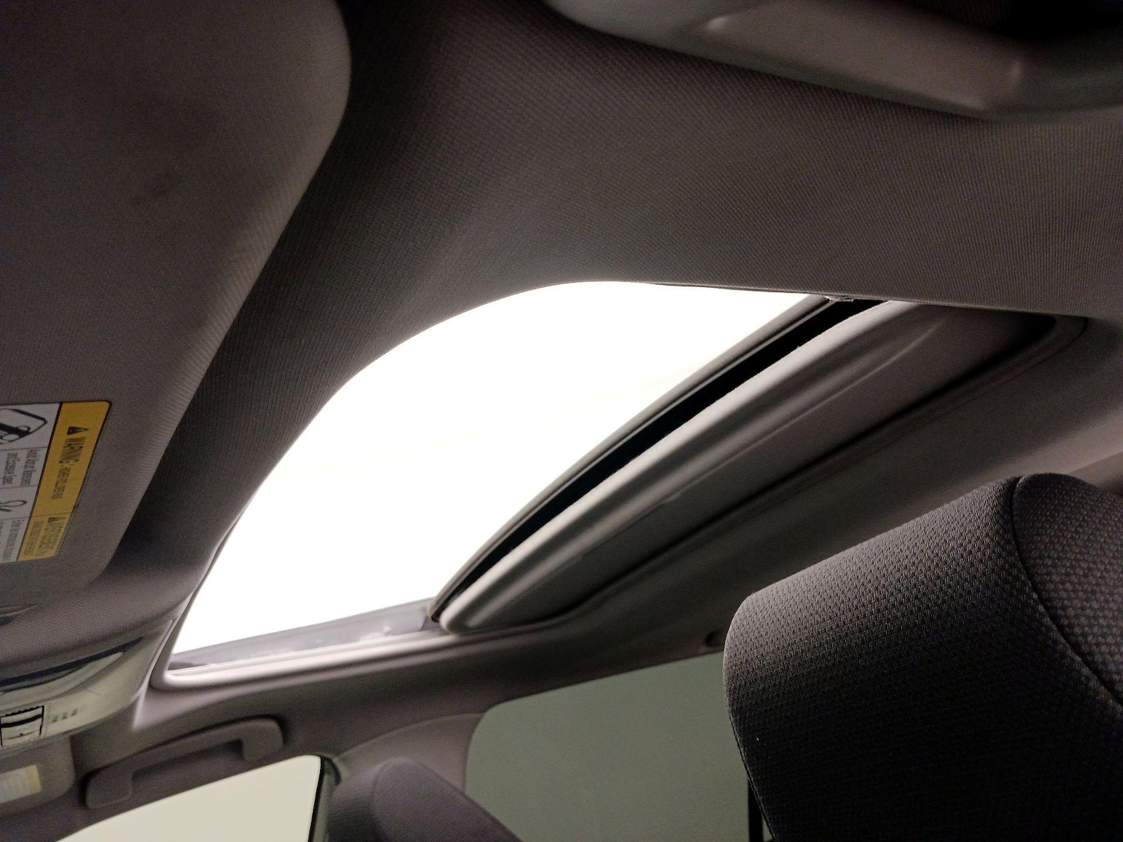 Sunroof(s) & Overhead Airbags