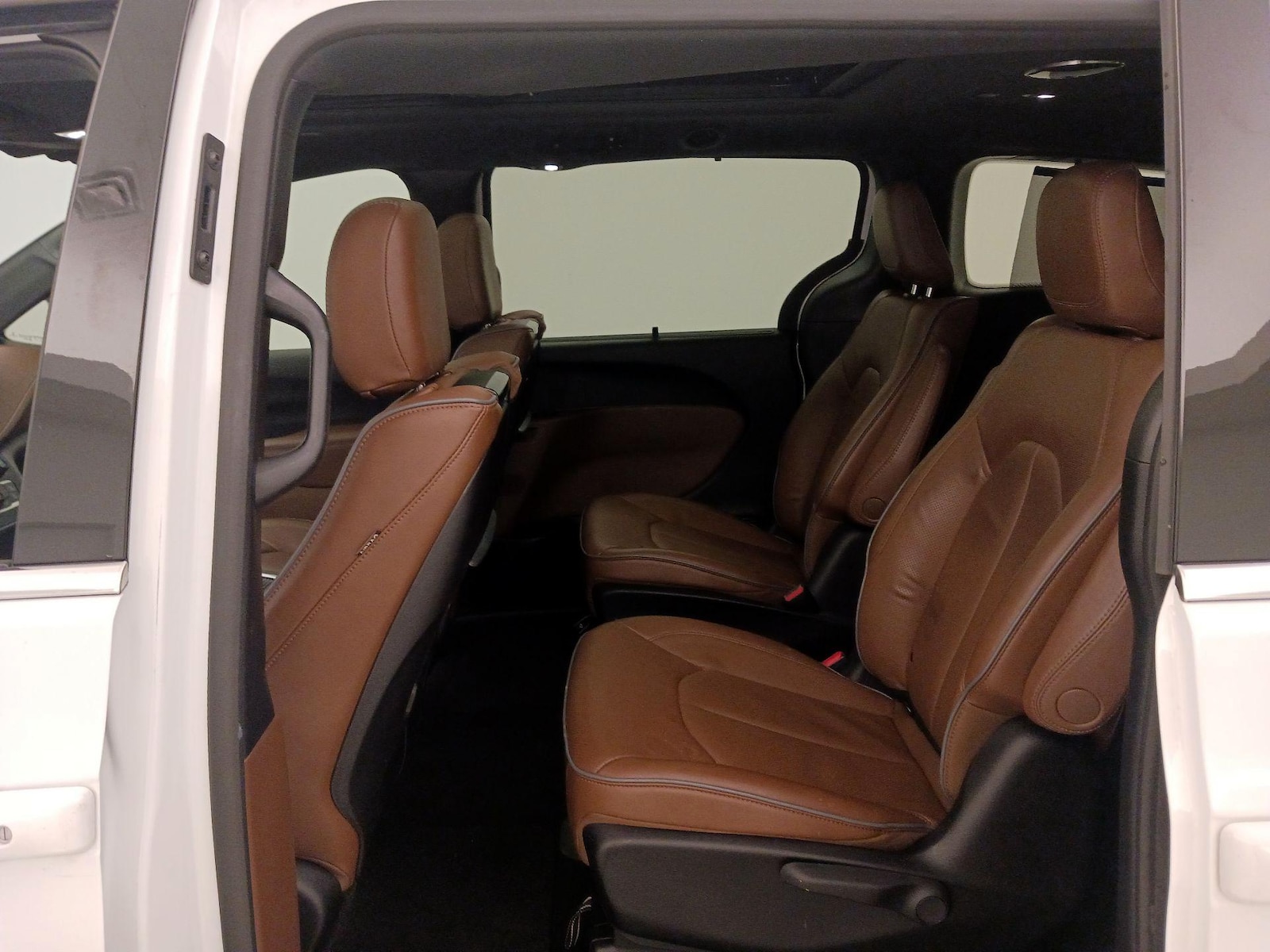 2021 Chrysler Pacifica Hybrid Limited - Photo 22