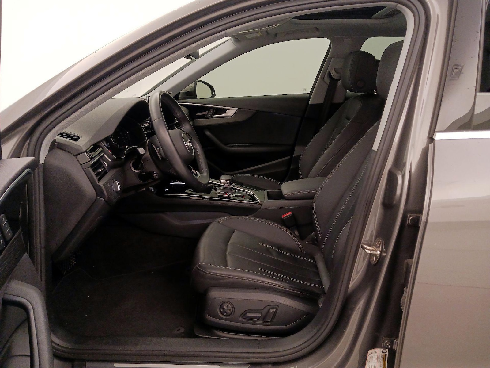 2020 Audi A4 Premium - Photo 12