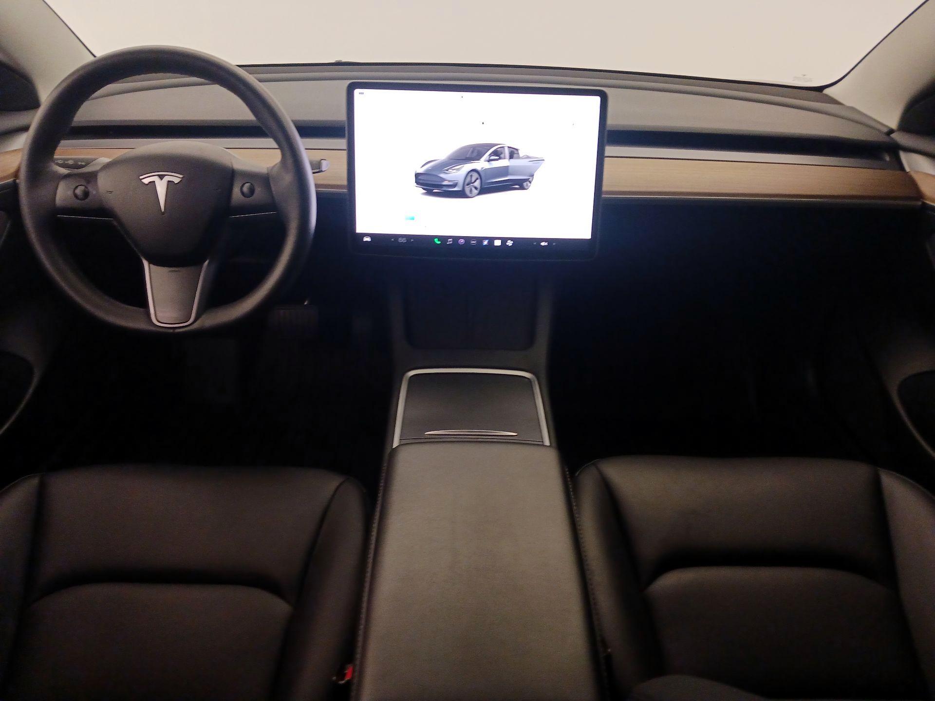 Thumbnail: 2023 Tesla Model 3 - 9