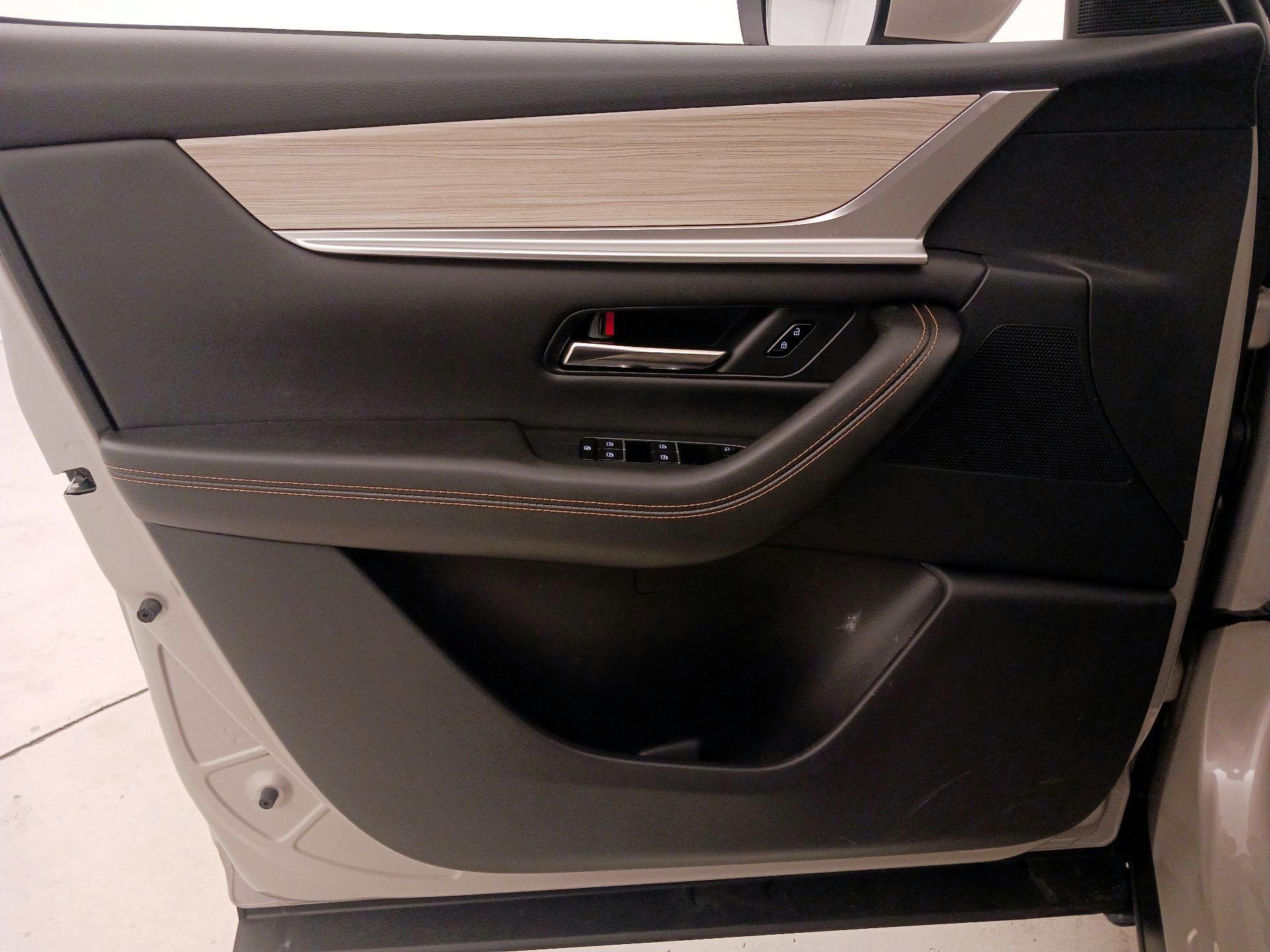 Thumbnail: 2025 Mazda CX-90 - 12