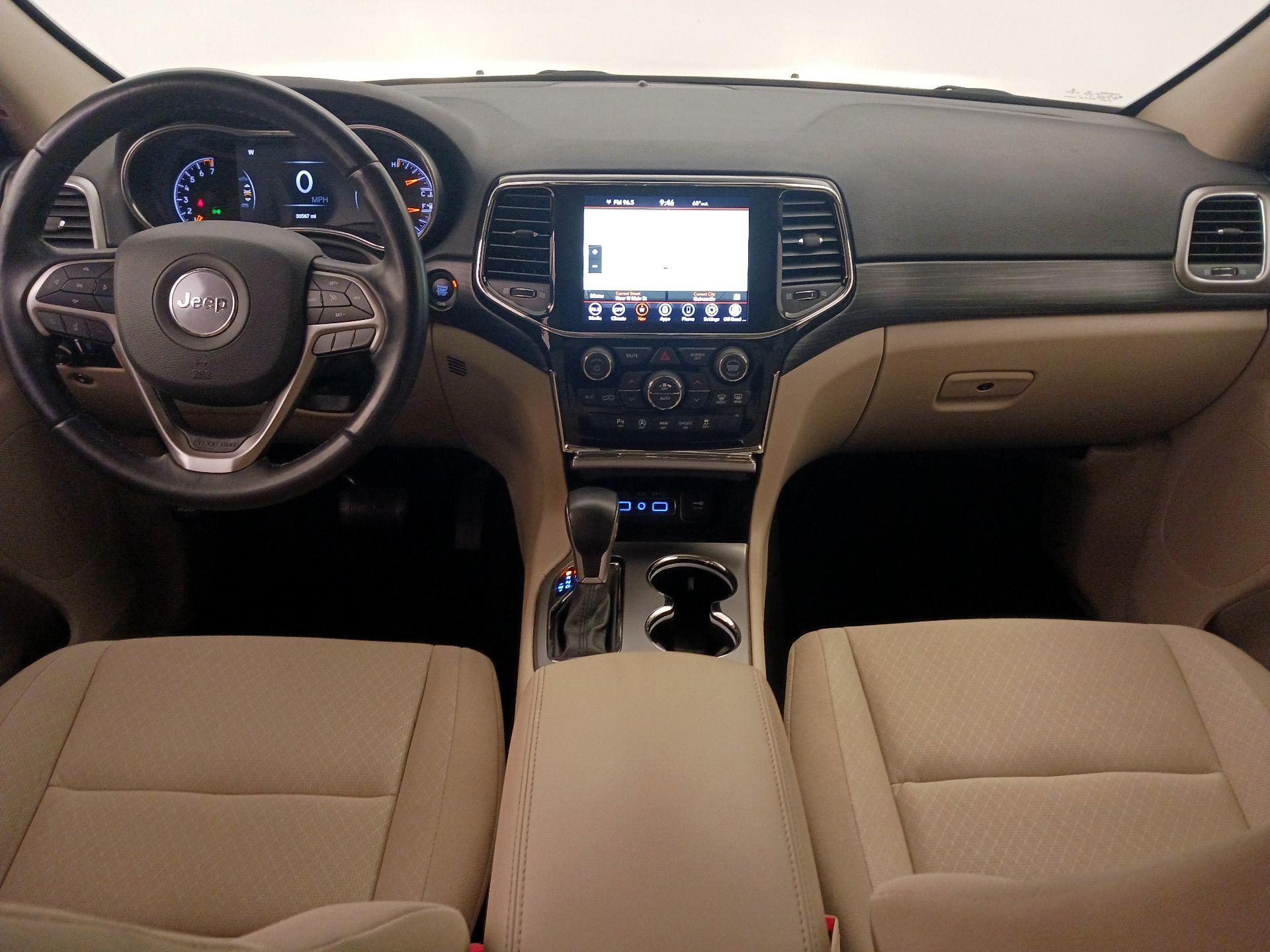 Thumbnail: 2022 Jeep Grand Cherokee - 9