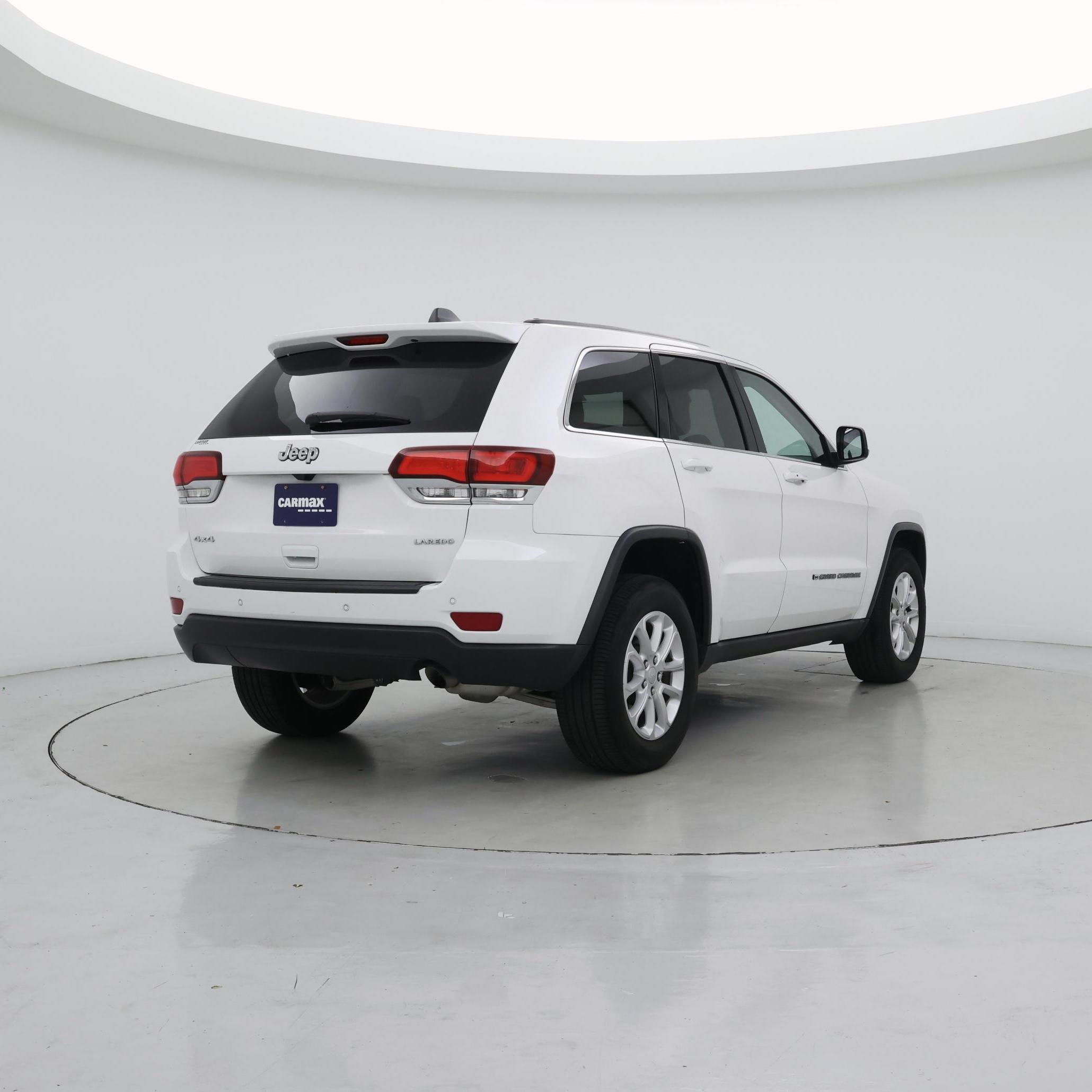 Thumbnail: 2022 Jeep Grand Cherokee - 8