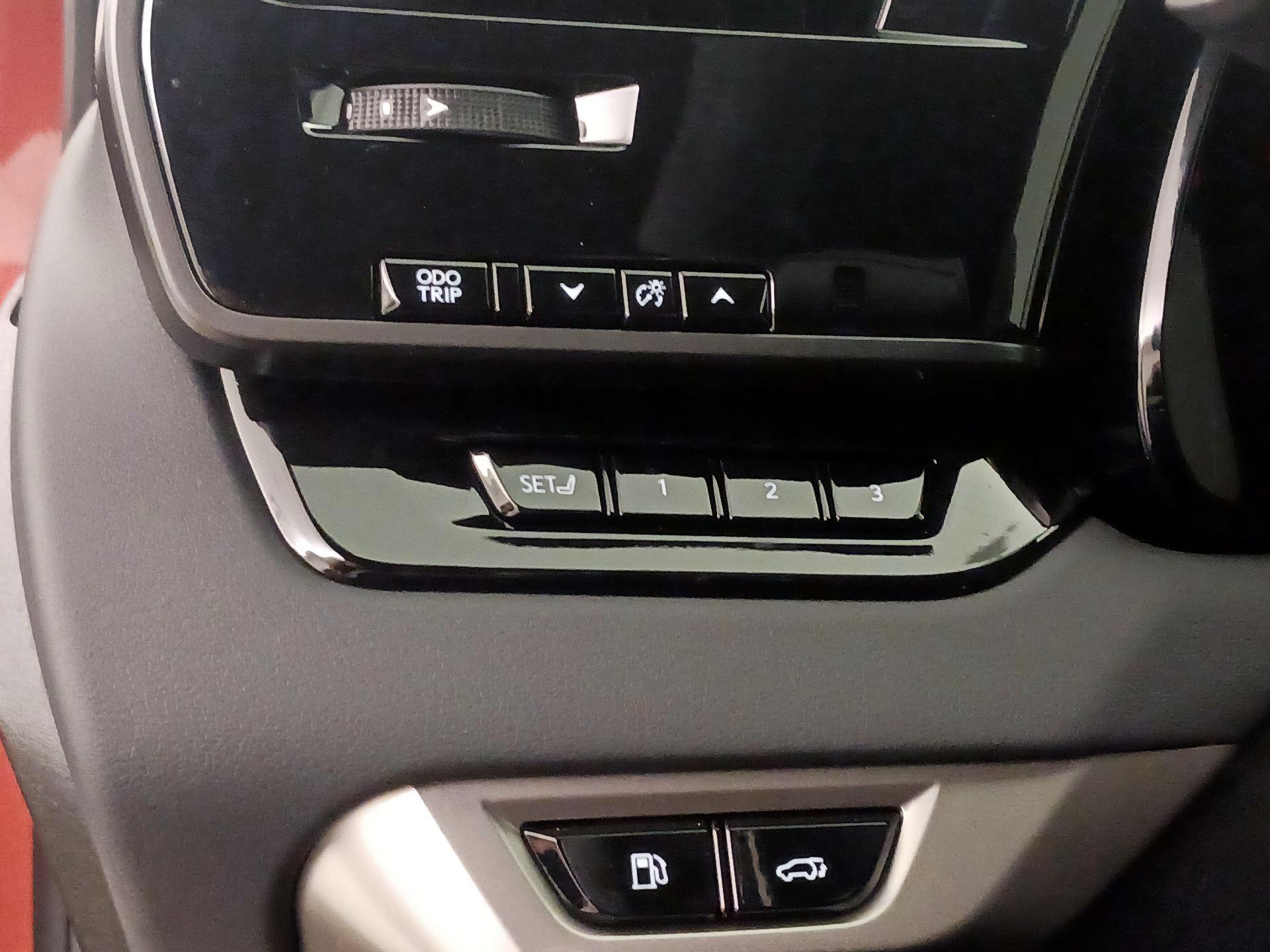 Thumbnail: 2024 Lexus RX - 13