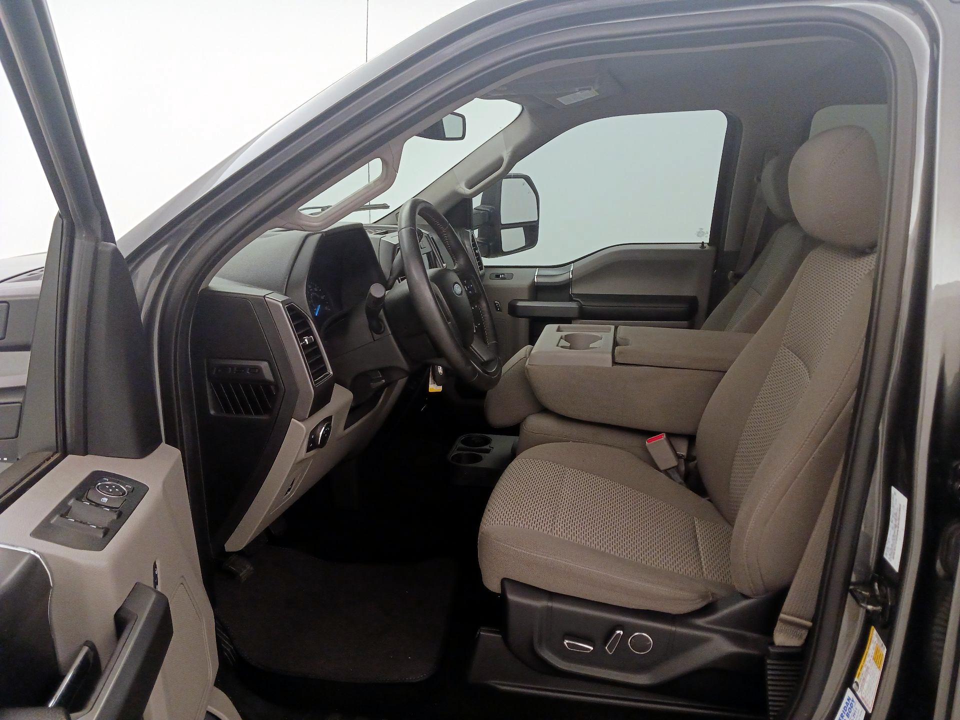 Thumbnail: 2017 Ford F-150 - 11