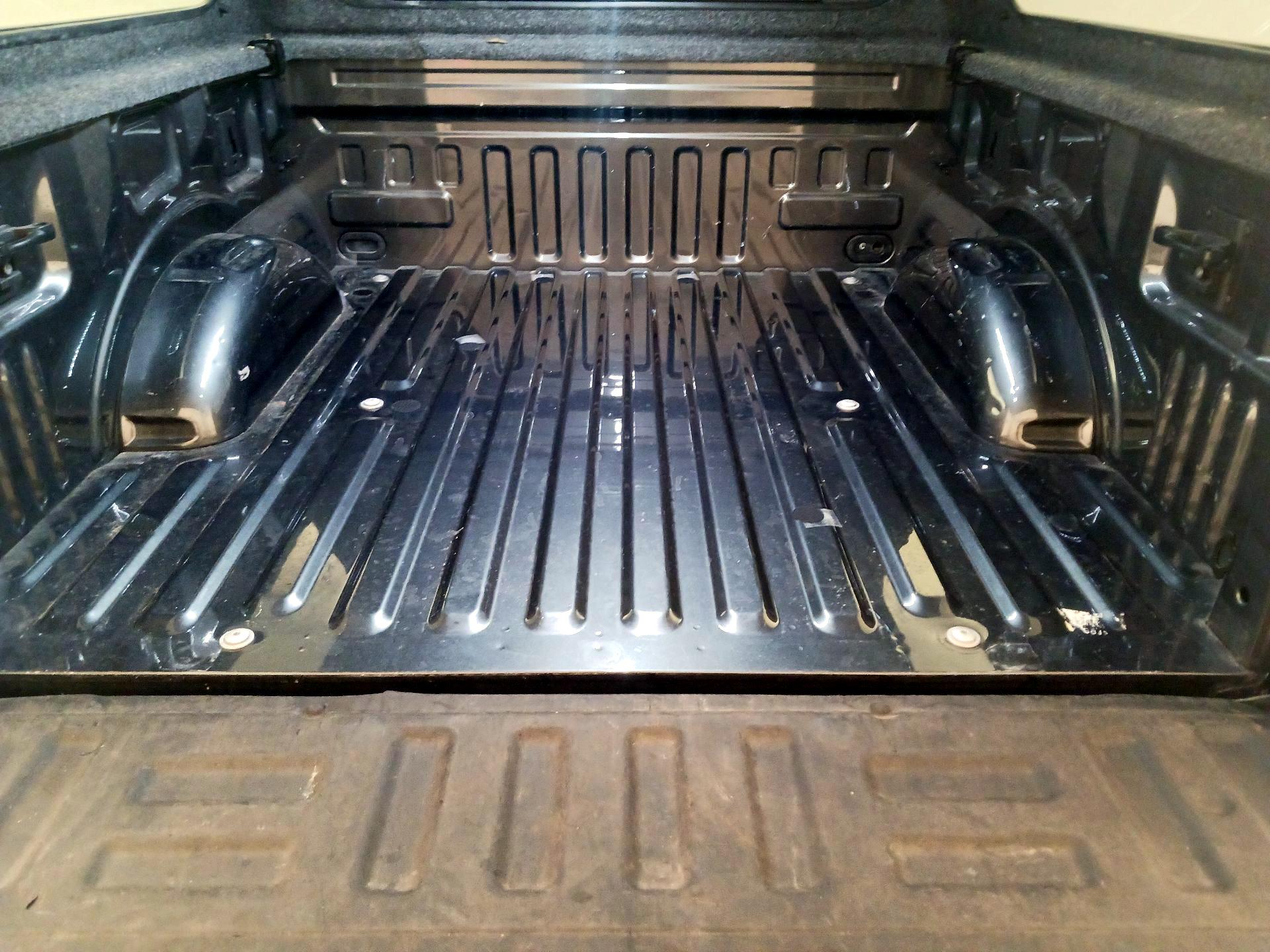 Thumbnail: 2017 Ford F-150 - 20