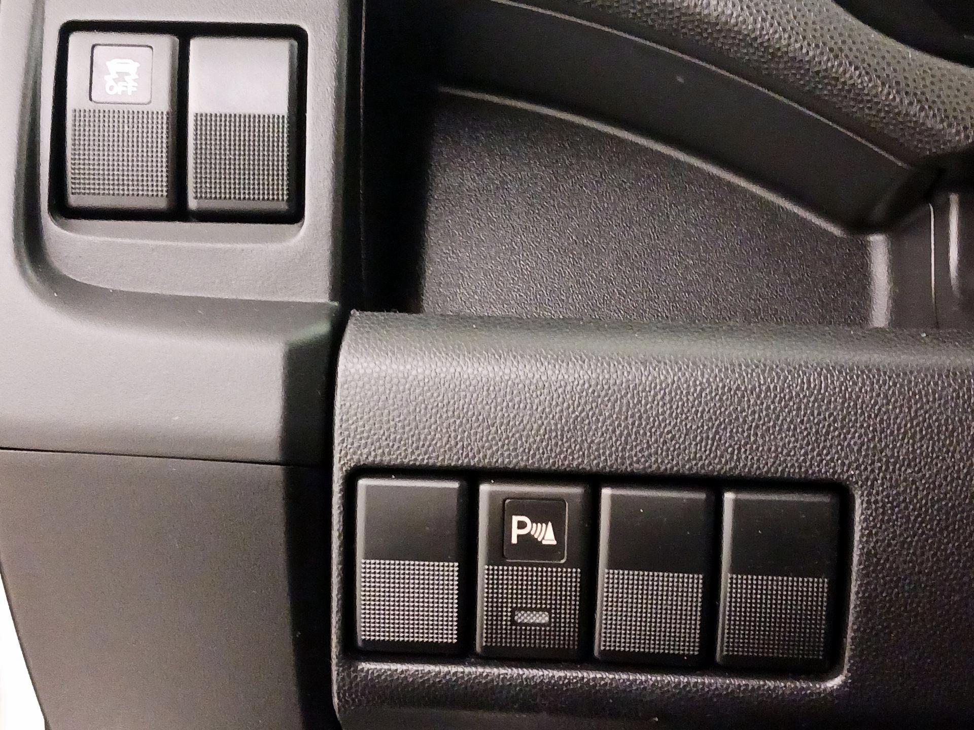 Thumbnail: 2014 Mazda Mazda5 - 13