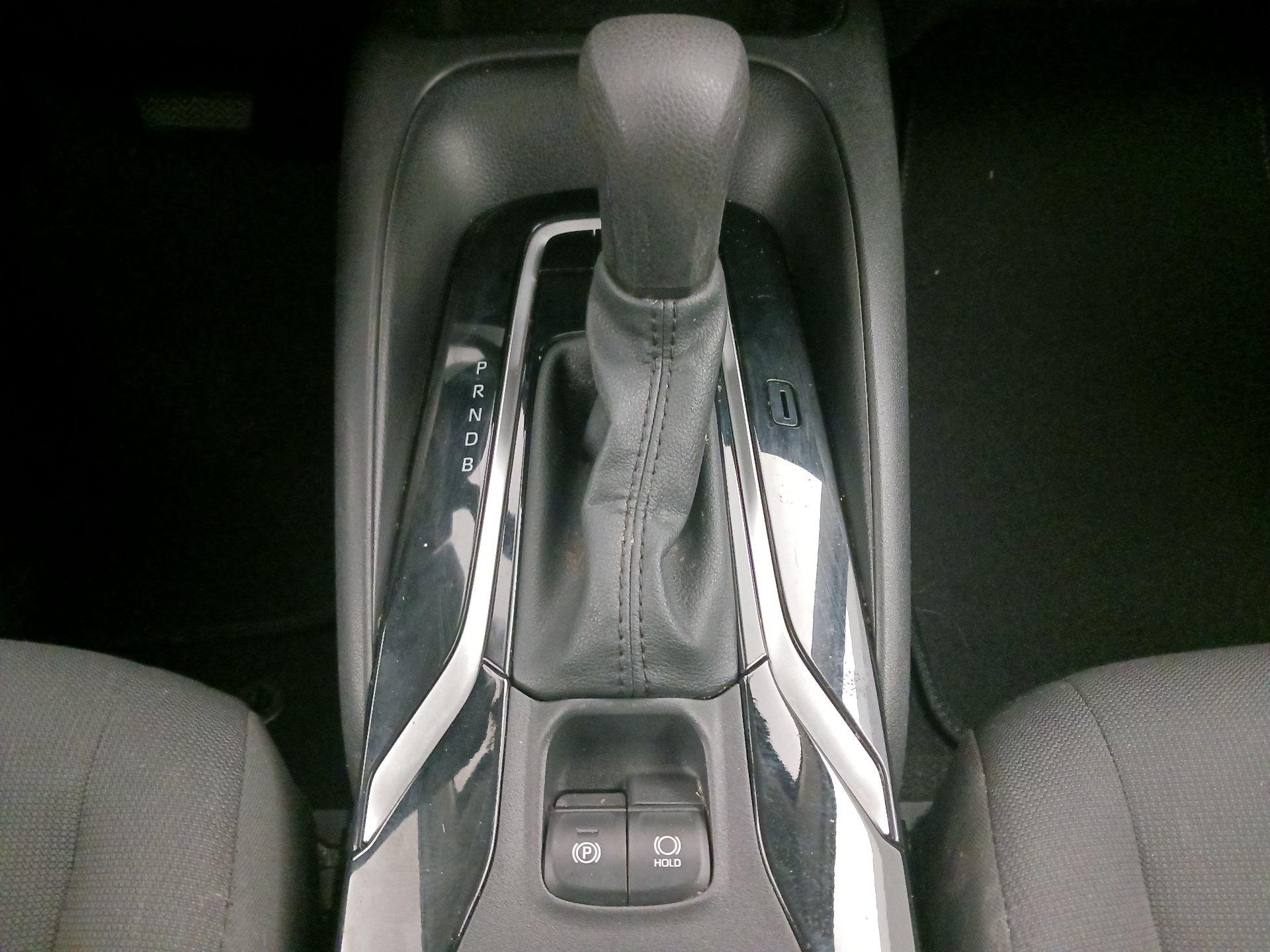 Thumbnail: 2022 Toyota Corolla - 17