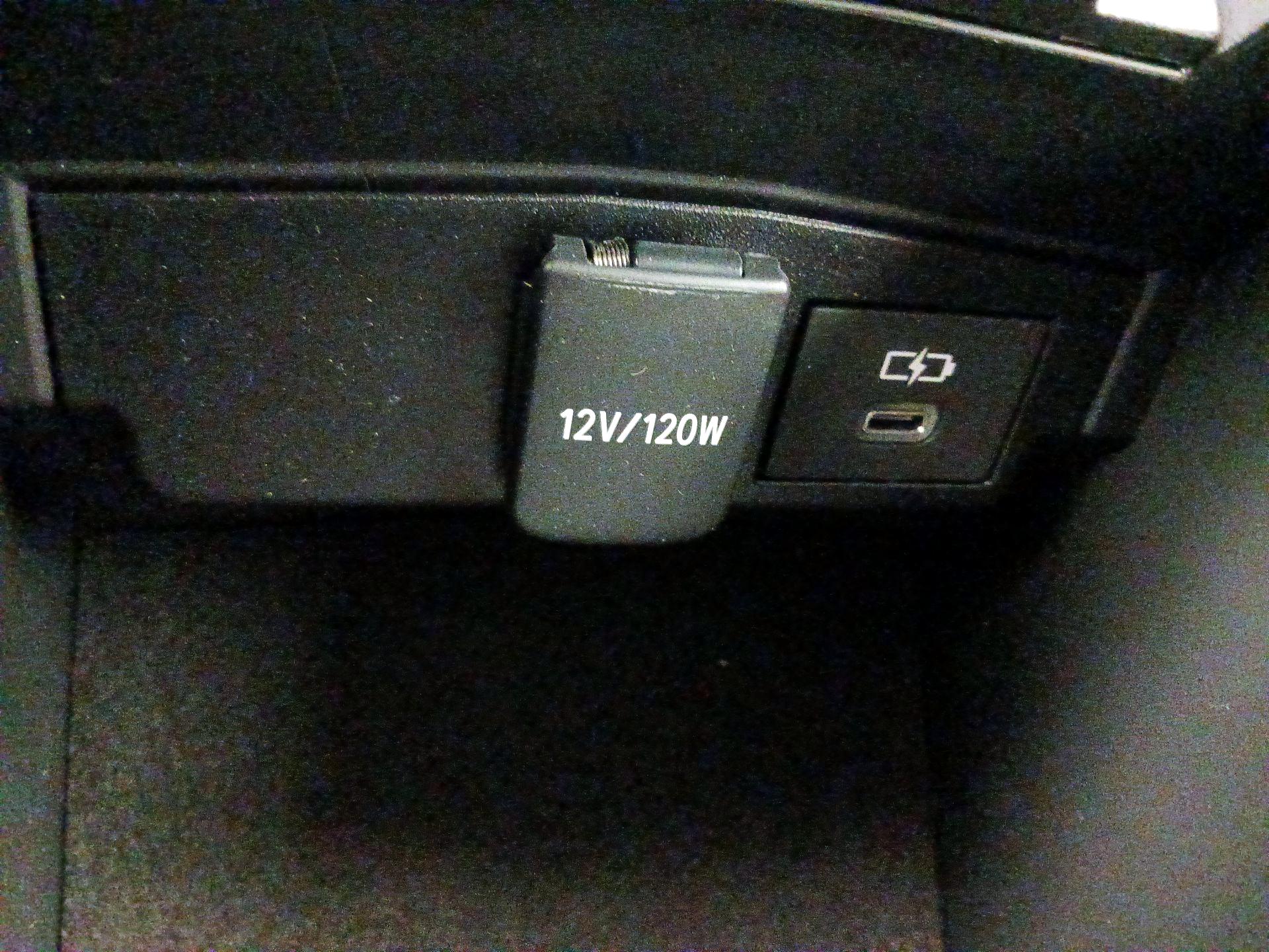 Thumbnail: 2024 Toyota Corolla - 18