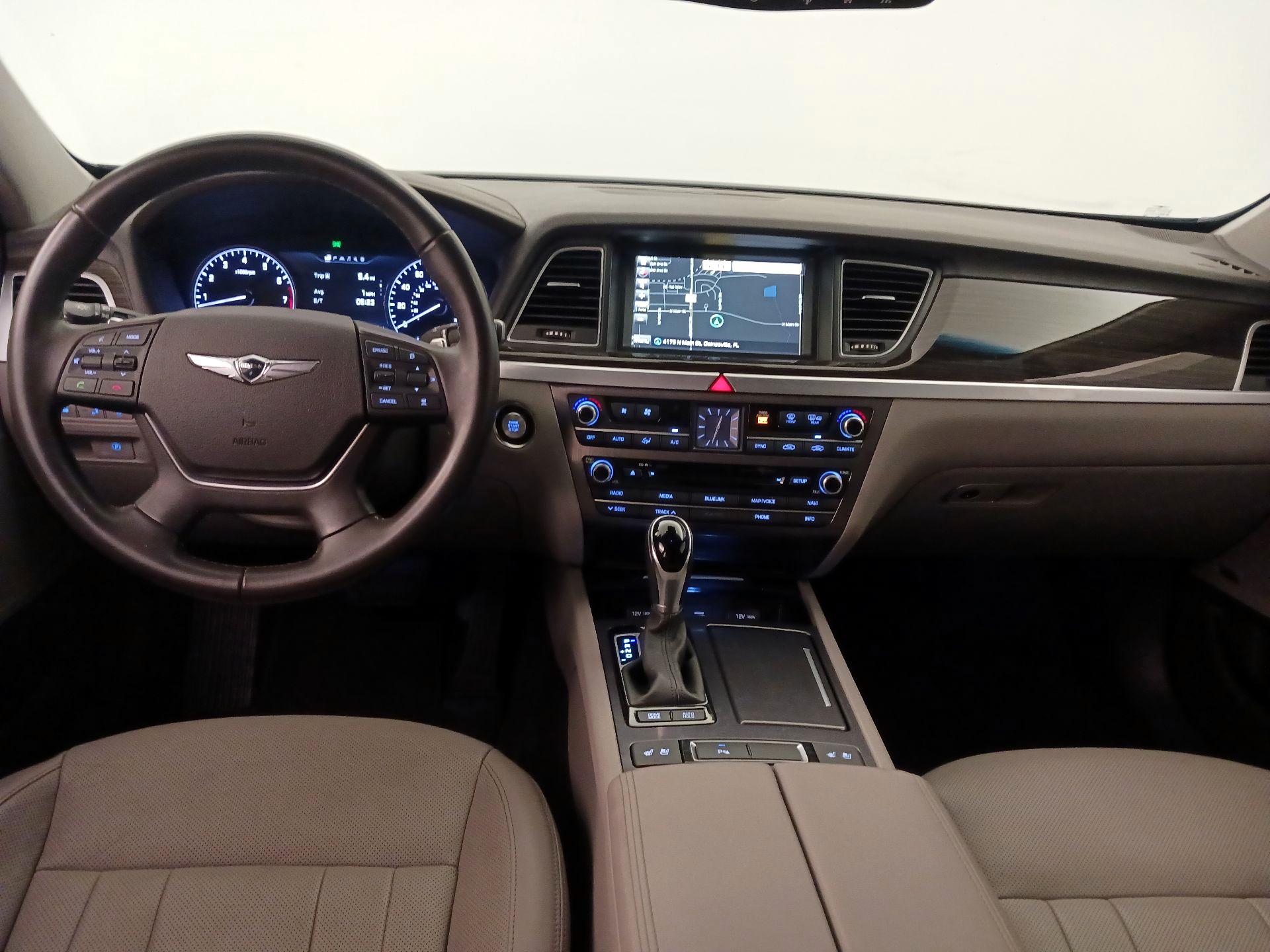 Thumbnail: 2017 Genesis G80 - 9