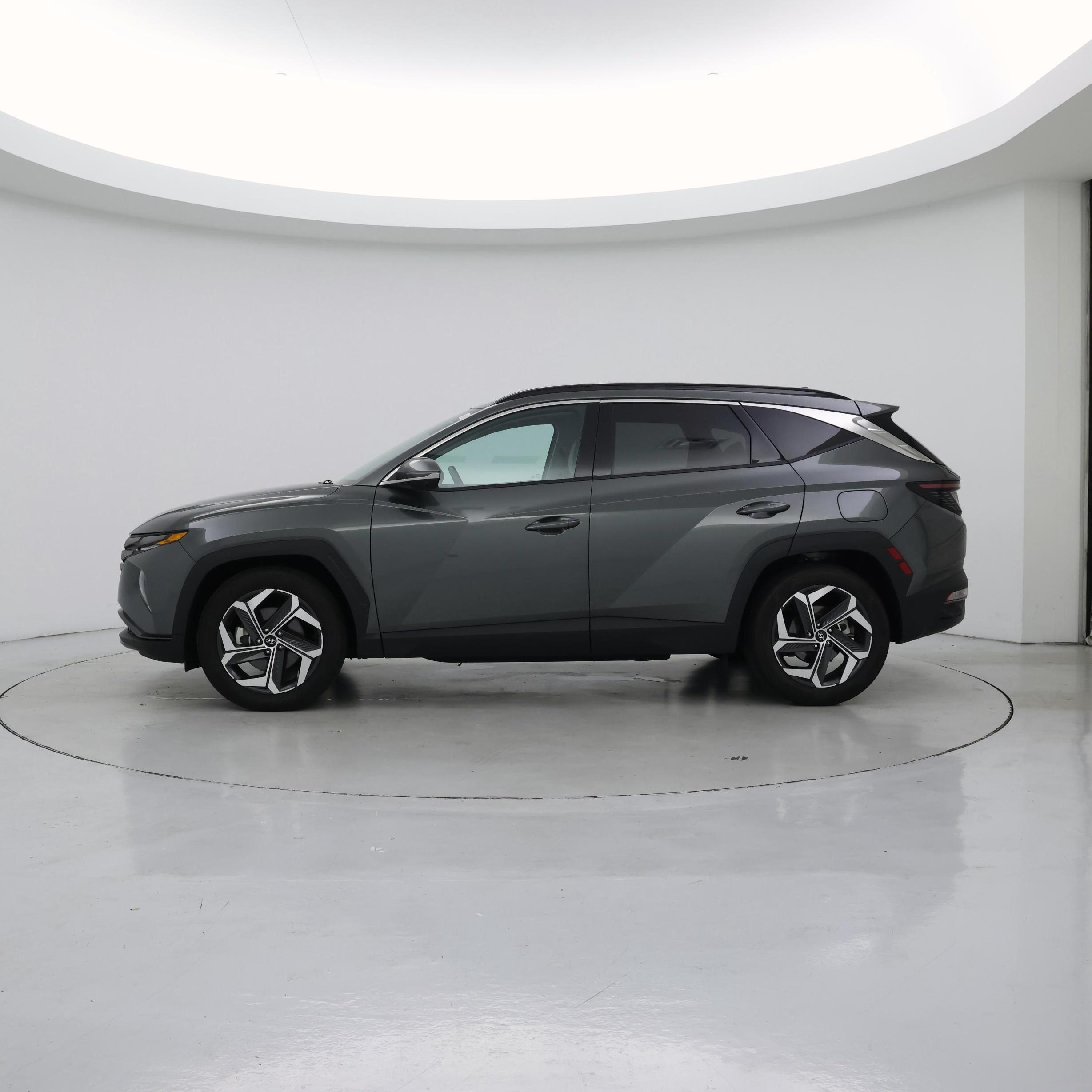 Thumbnail: 2022 Hyundai Tucson - 3