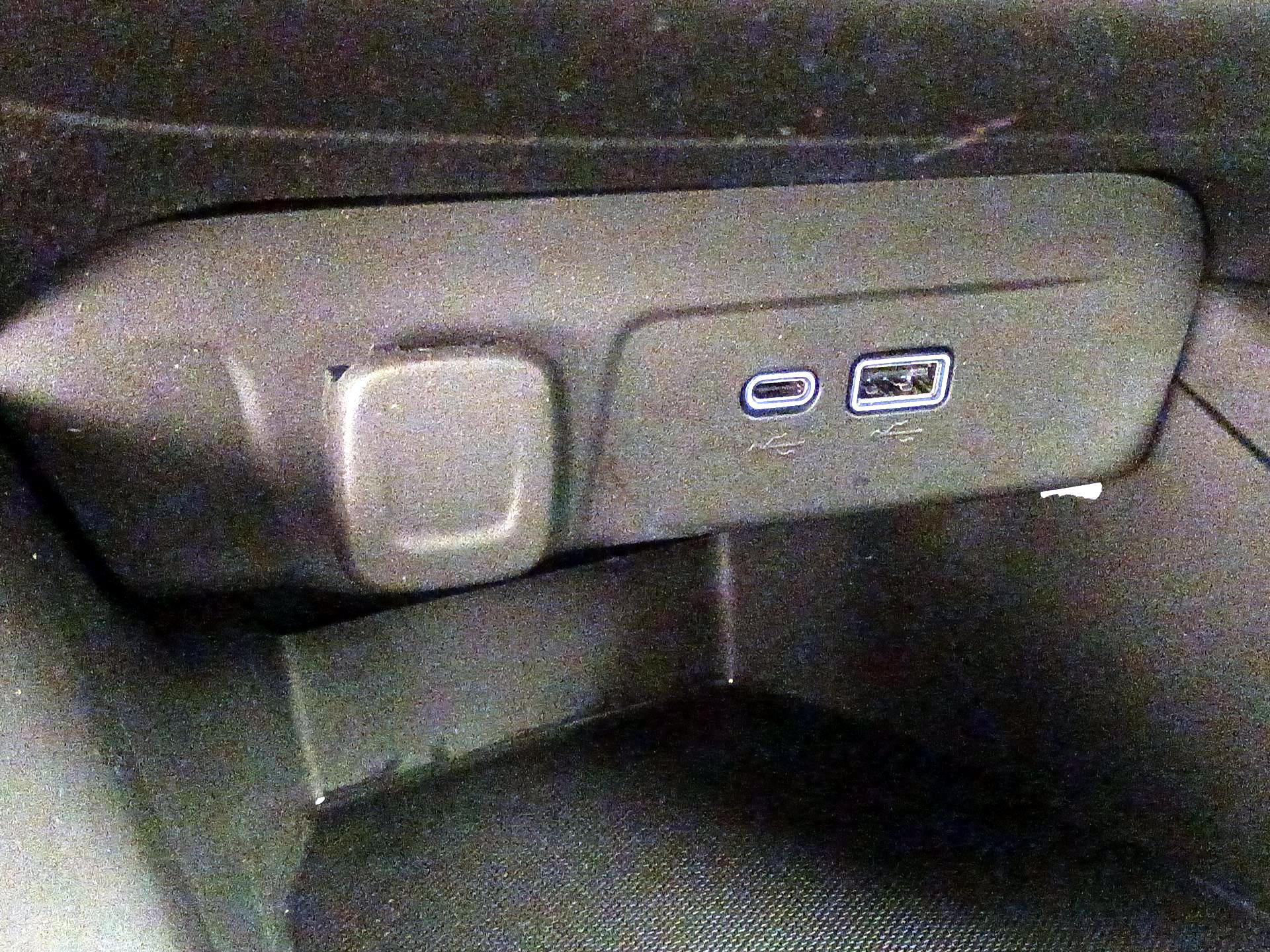 Thumbnail: 2024 Chevrolet Trax - 18