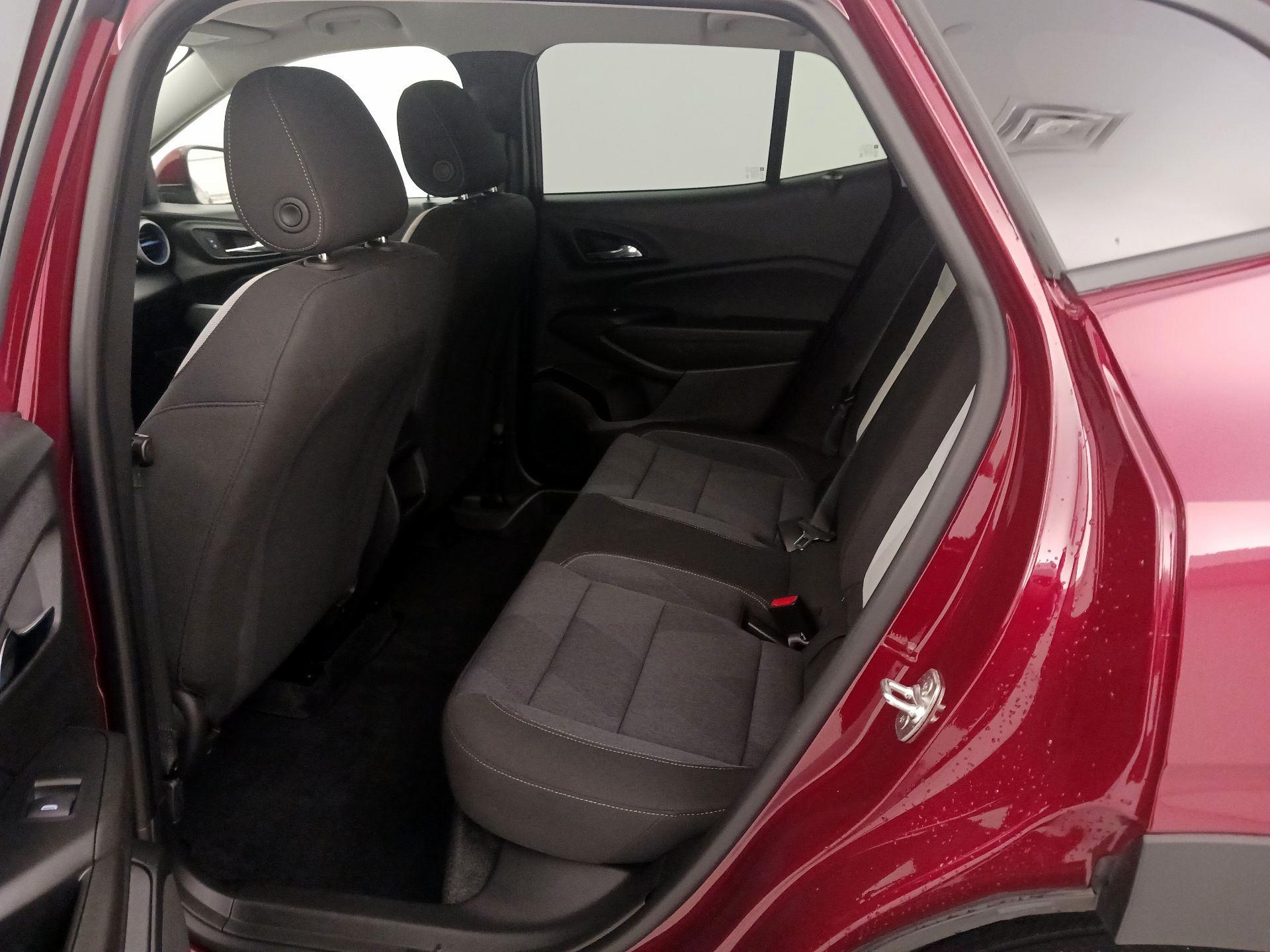 Thumbnail: 2024 Chevrolet Trax - 19