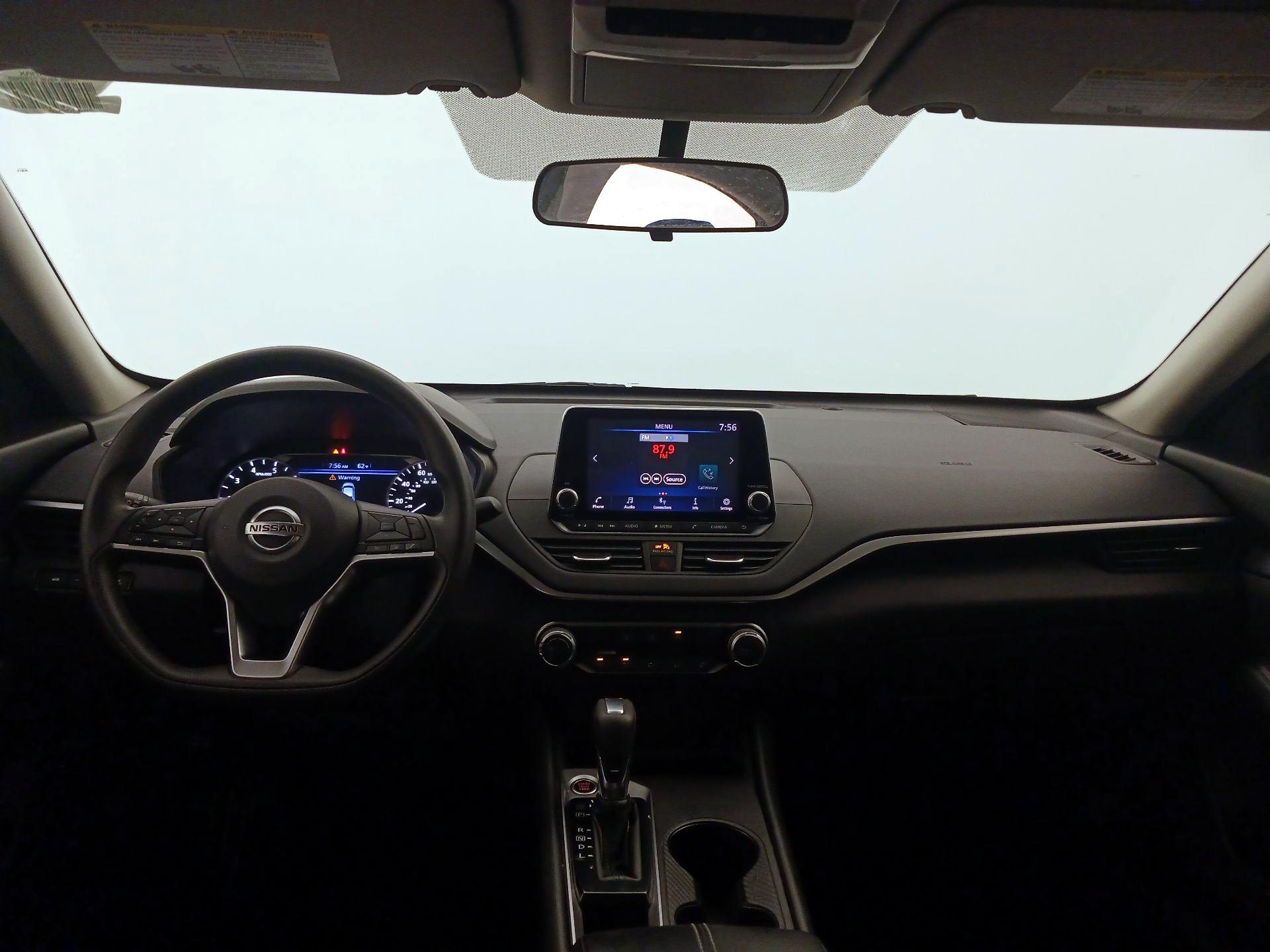 Thumbnail: 2020 Nissan Altima - 9