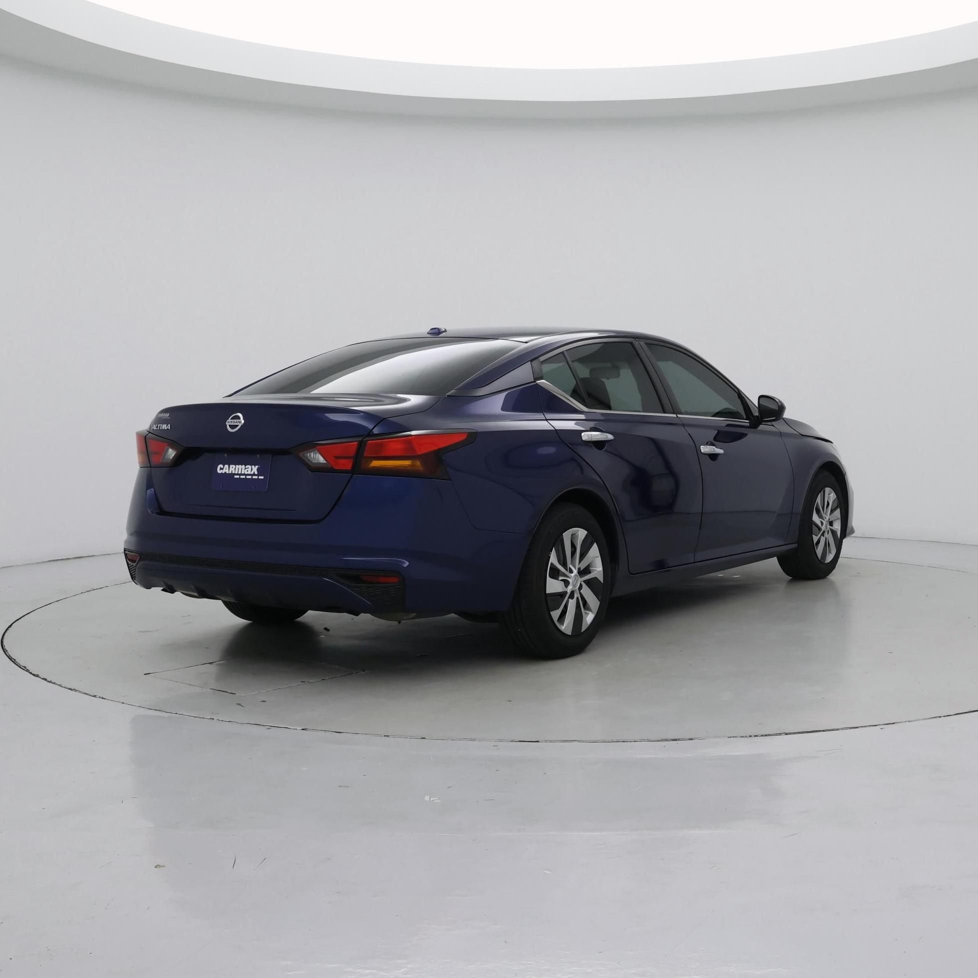 Thumbnail: 2020 Nissan Altima - 8