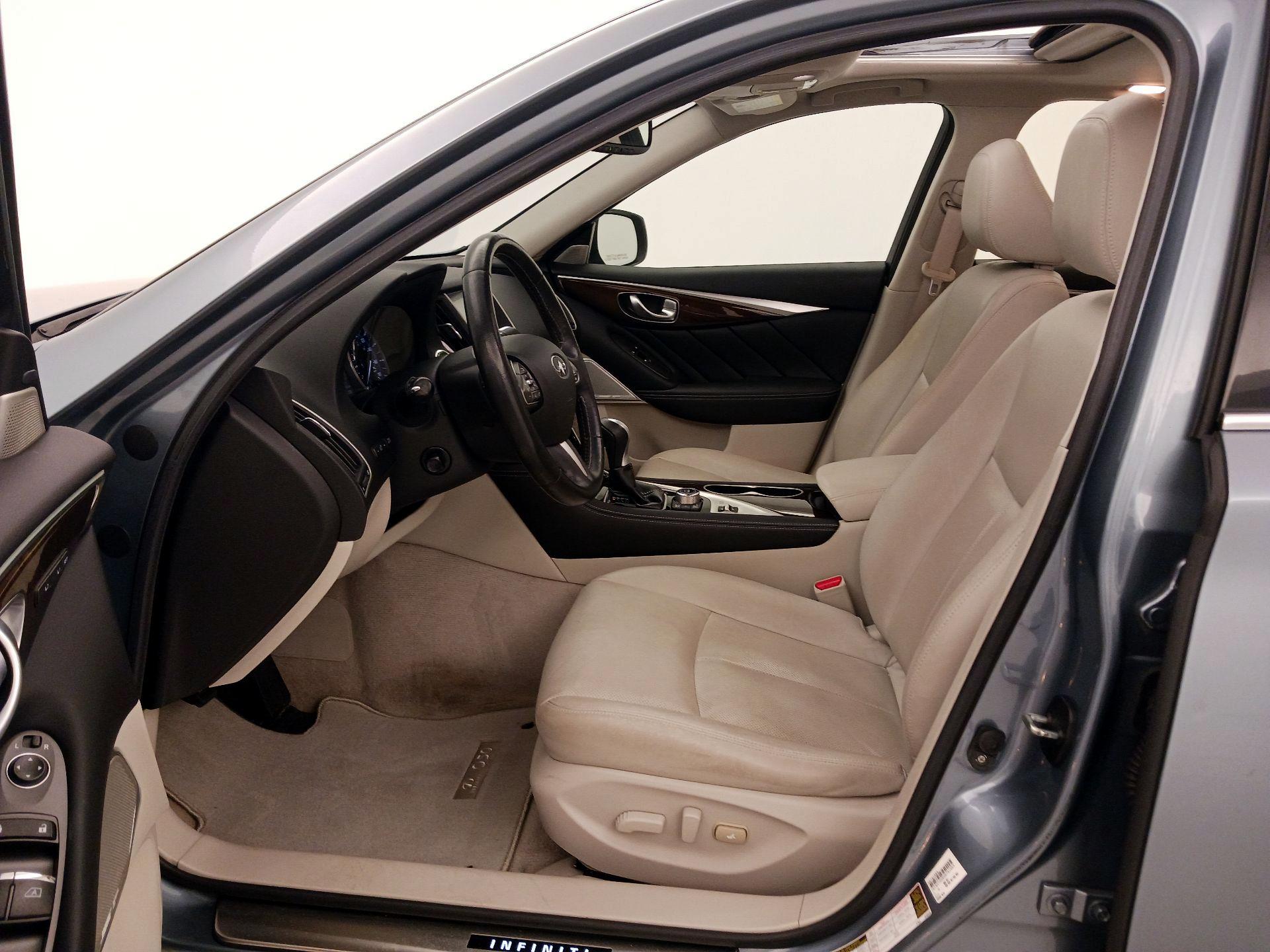 Thumbnail: 2017 INFINITI Q50 - 11