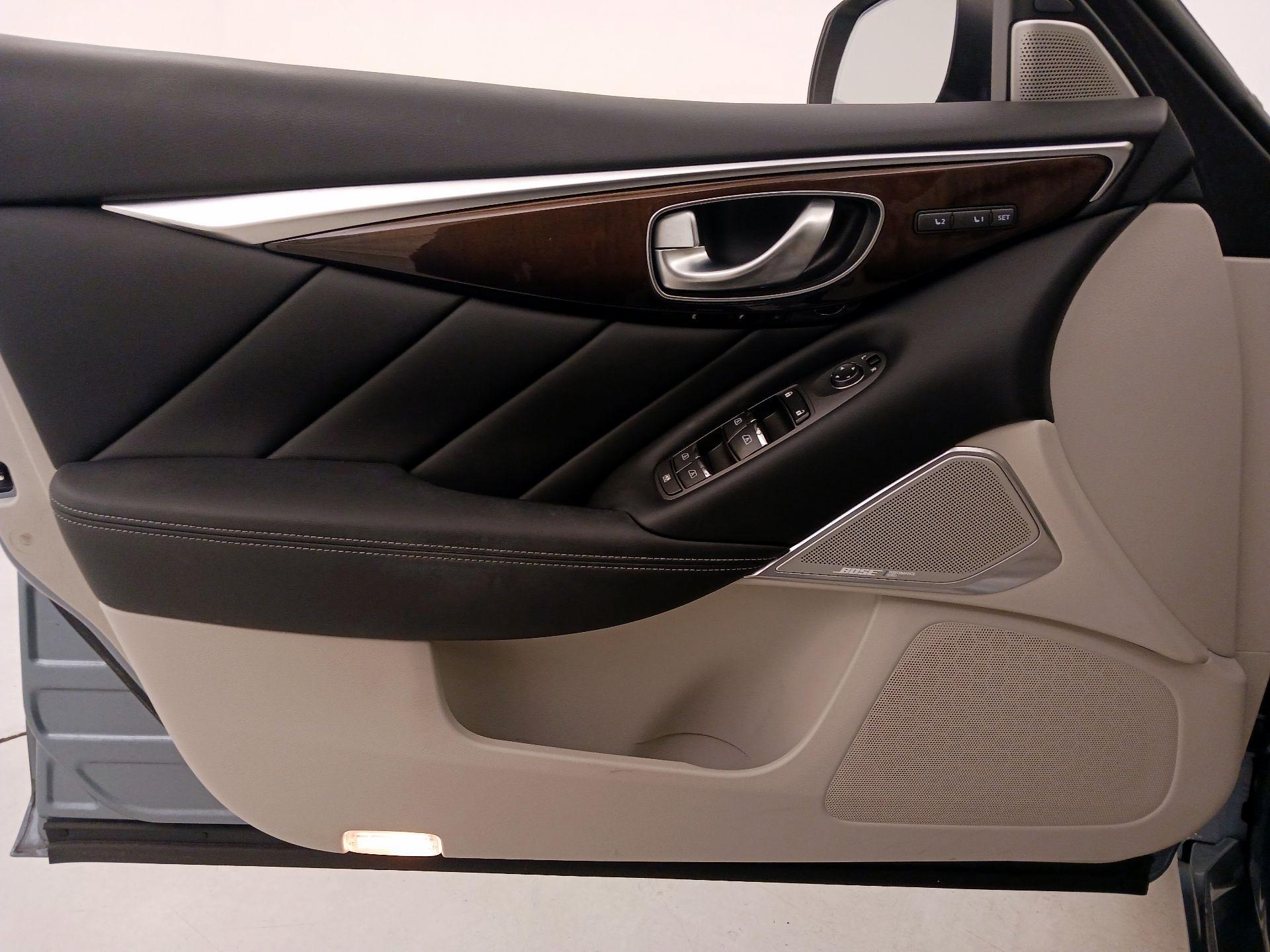 Thumbnail: 2017 INFINITI Q50 - 12