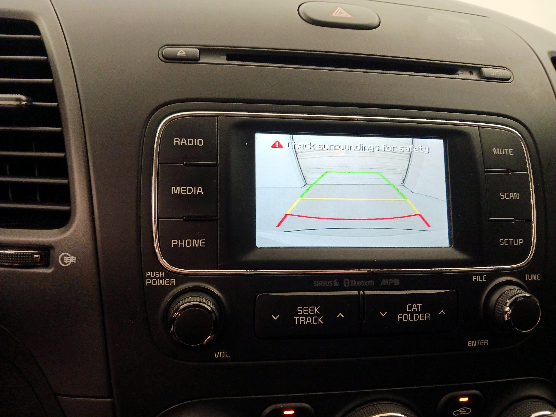 Thumbnail: 2016 Kia Forte - 14