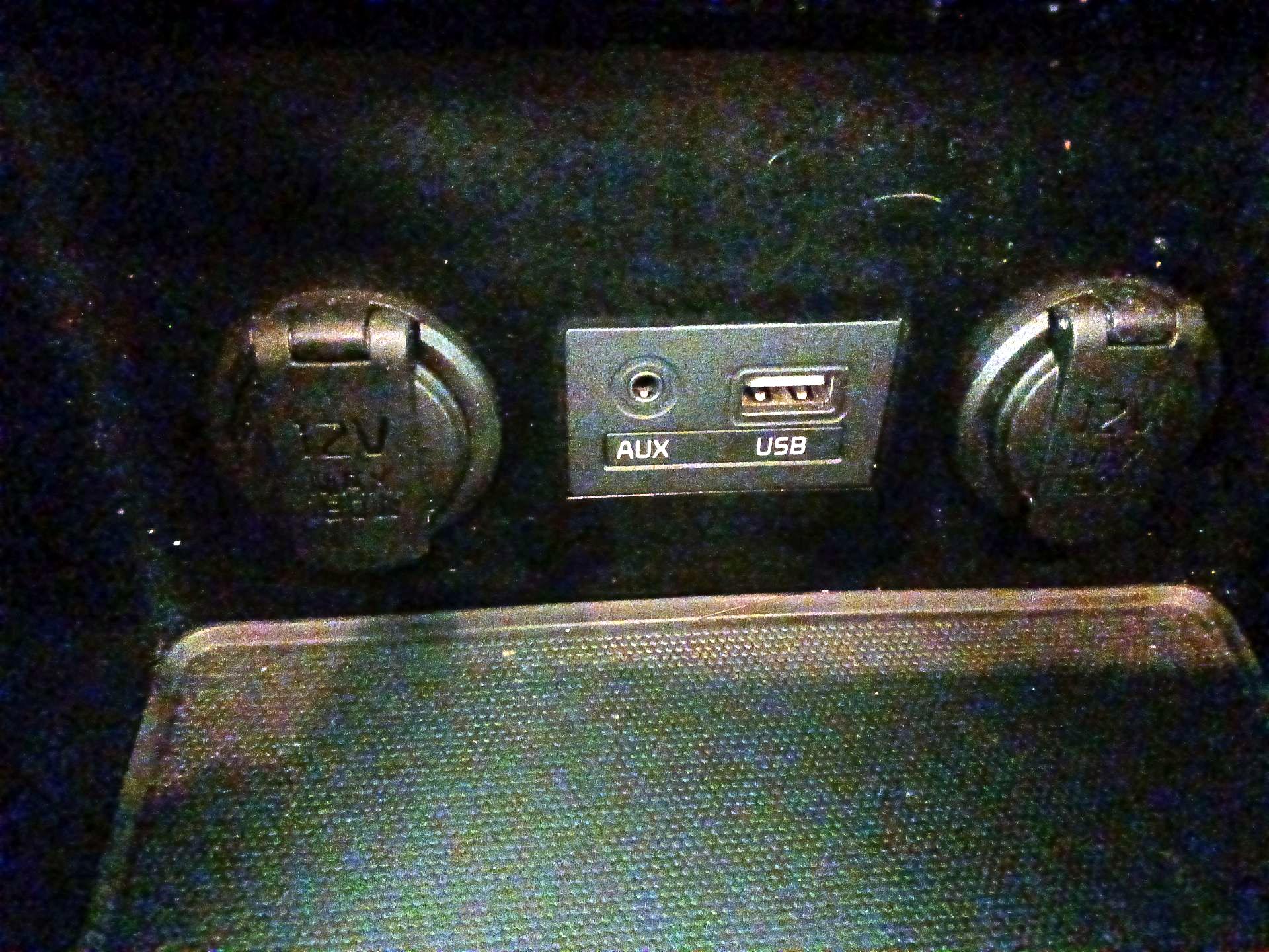 Thumbnail: 2016 Kia Forte - 18