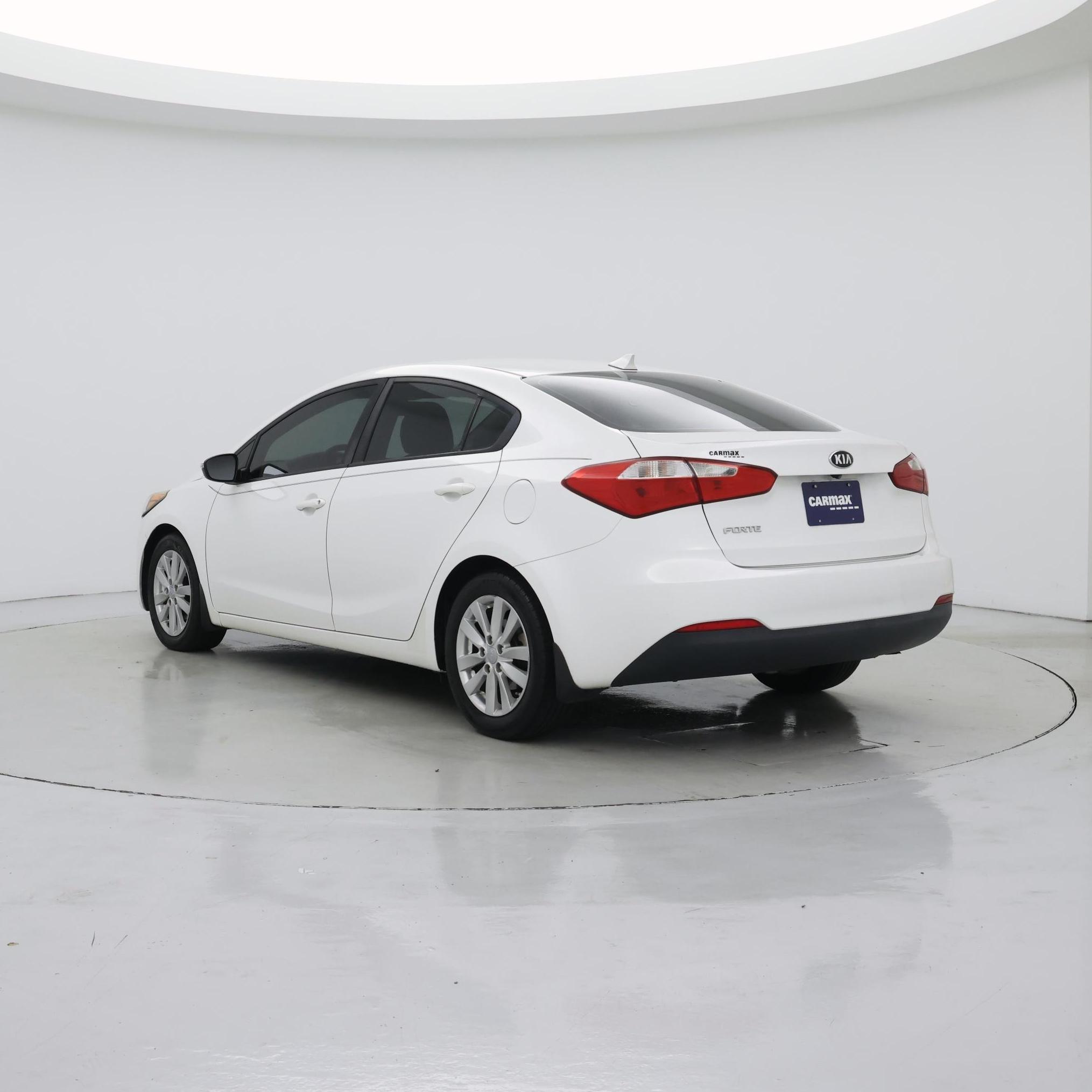 Thumbnail: 2016 Kia Forte - 2