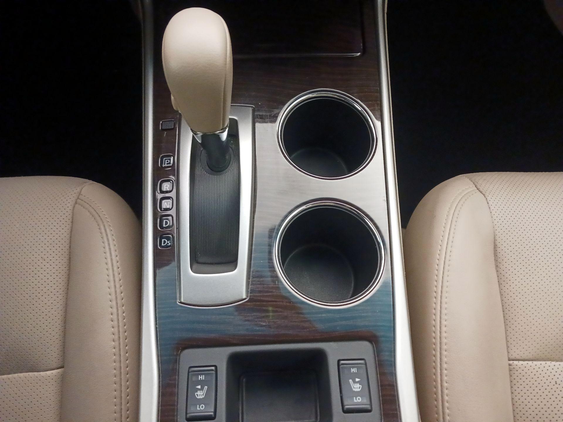 Thumbnail: 2014 Nissan Altima - 17