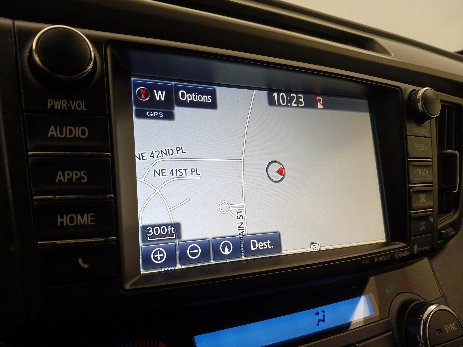 Thumbnail: 2017 Toyota RAV4 - 14