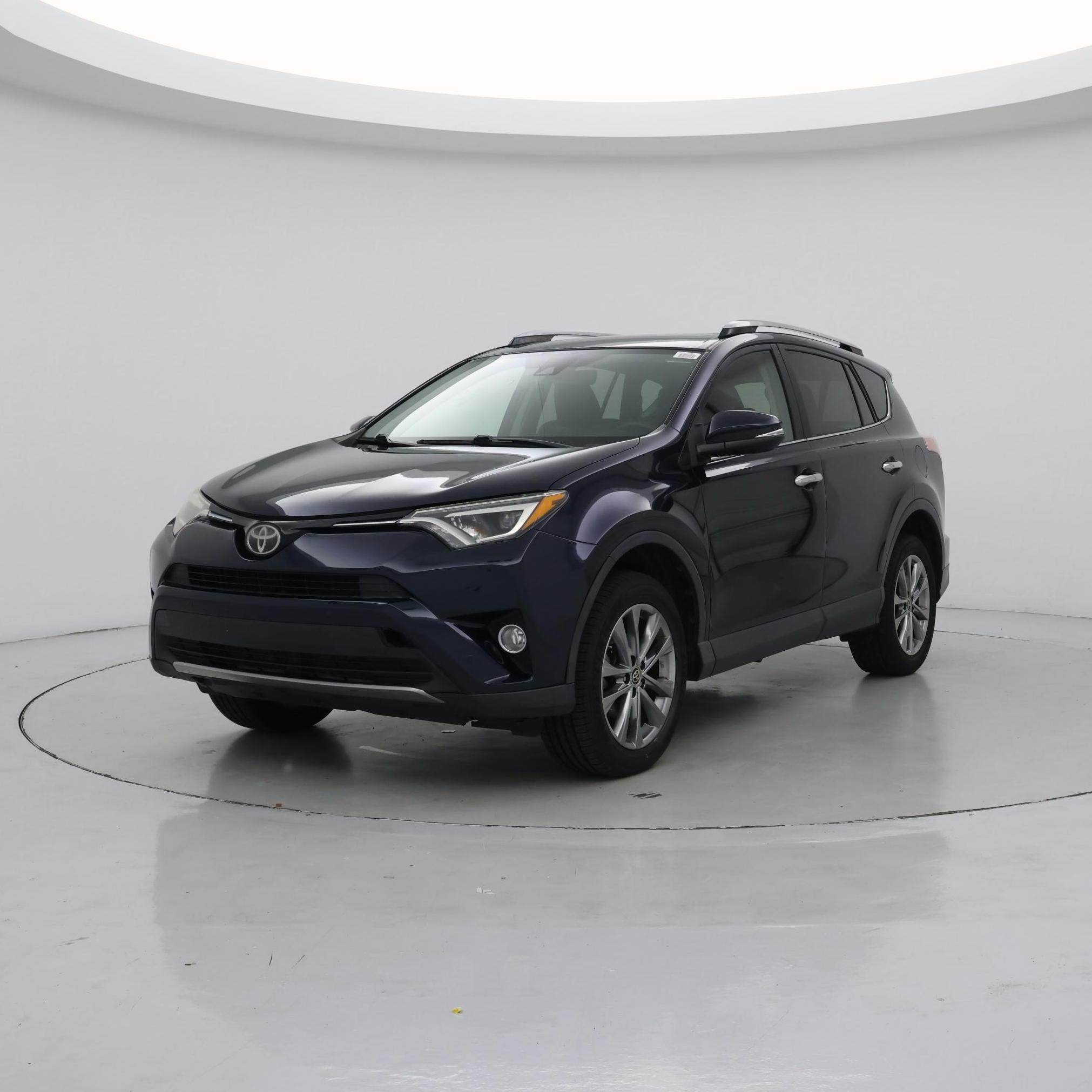 Thumbnail: 2017 Toyota RAV4 - 4