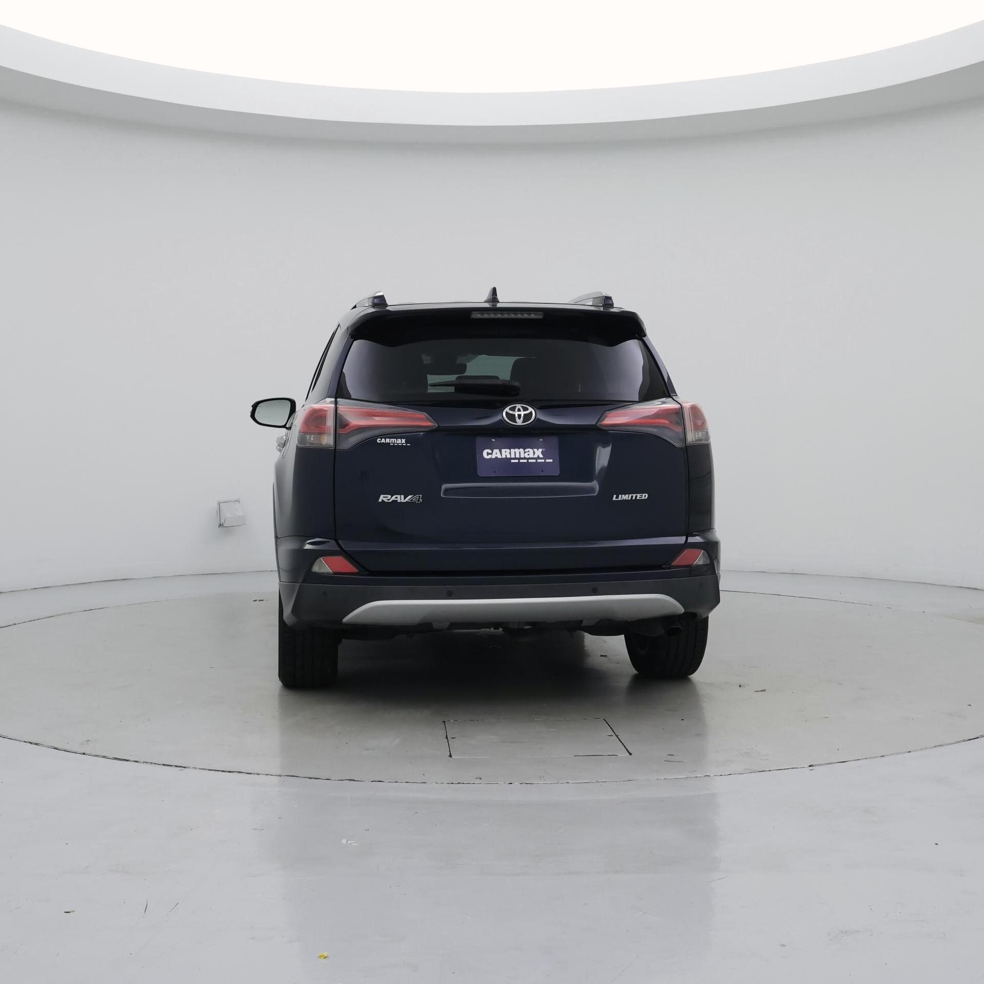 Thumbnail: 2017 Toyota RAV4 - 6