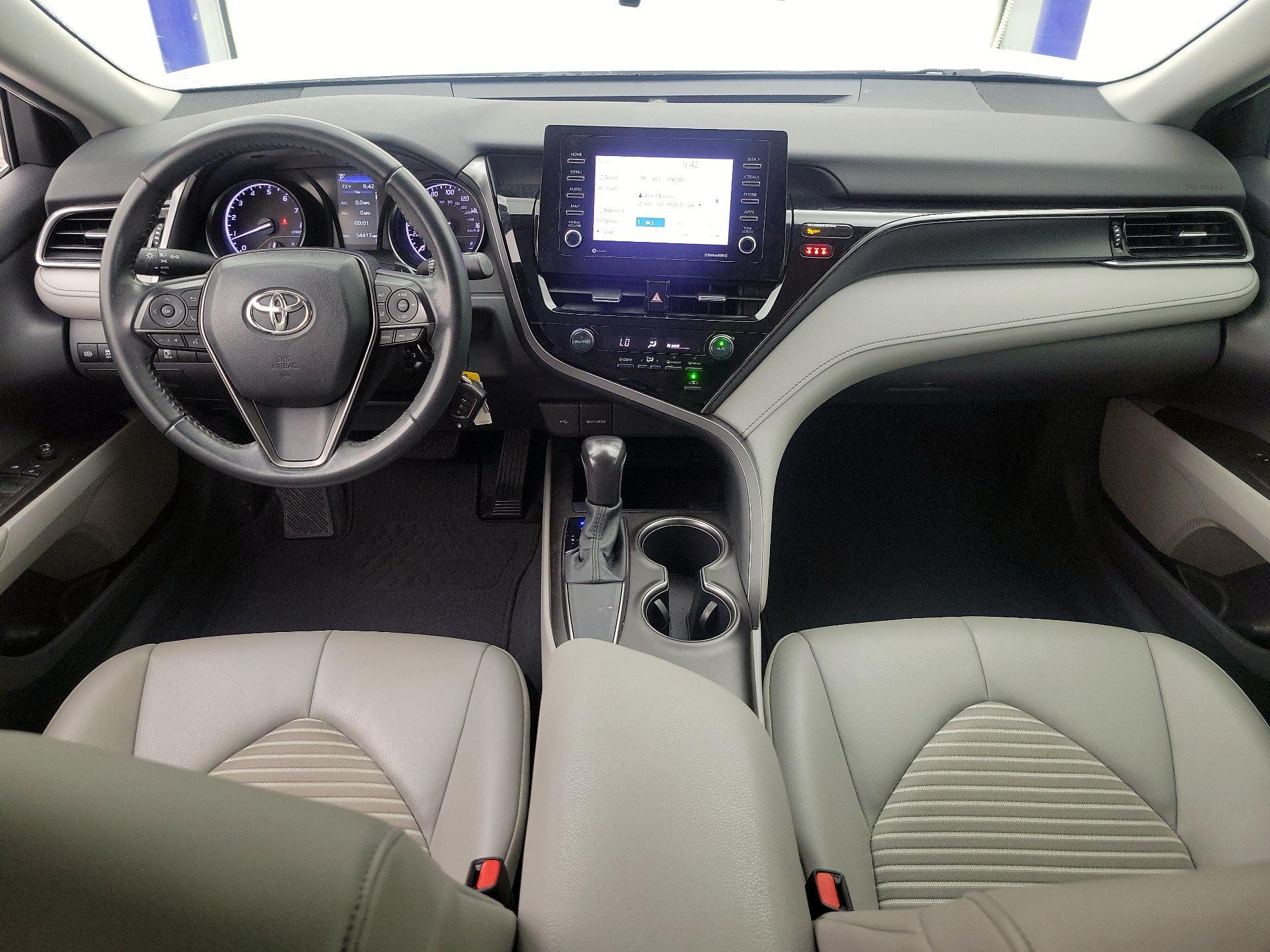 Thumbnail: 2021 Toyota Camry - 9