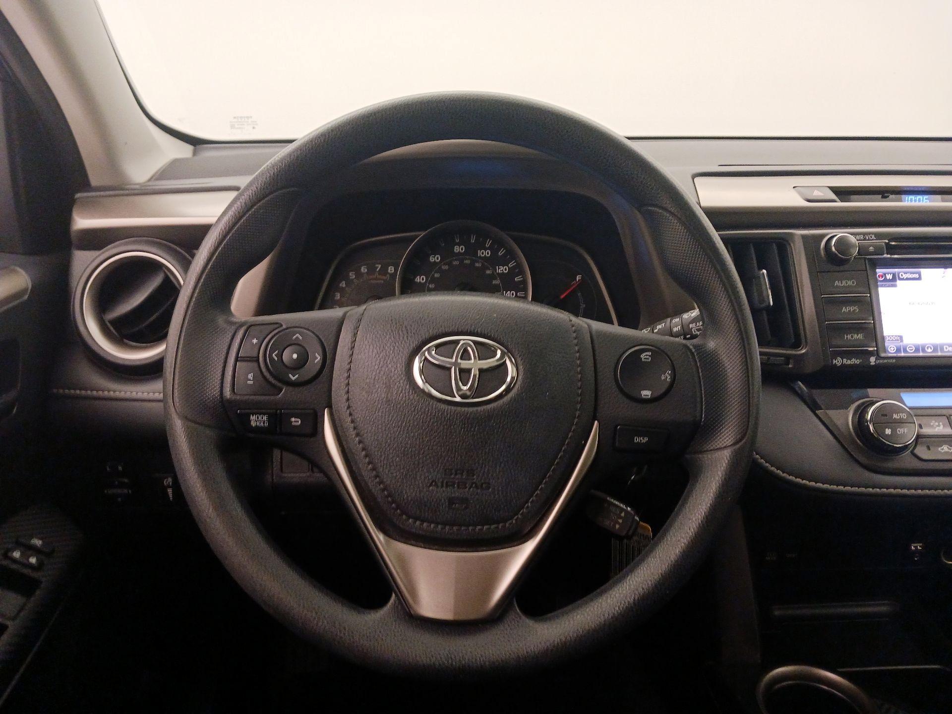 Thumbnail: 2014 Toyota RAV4 - 10