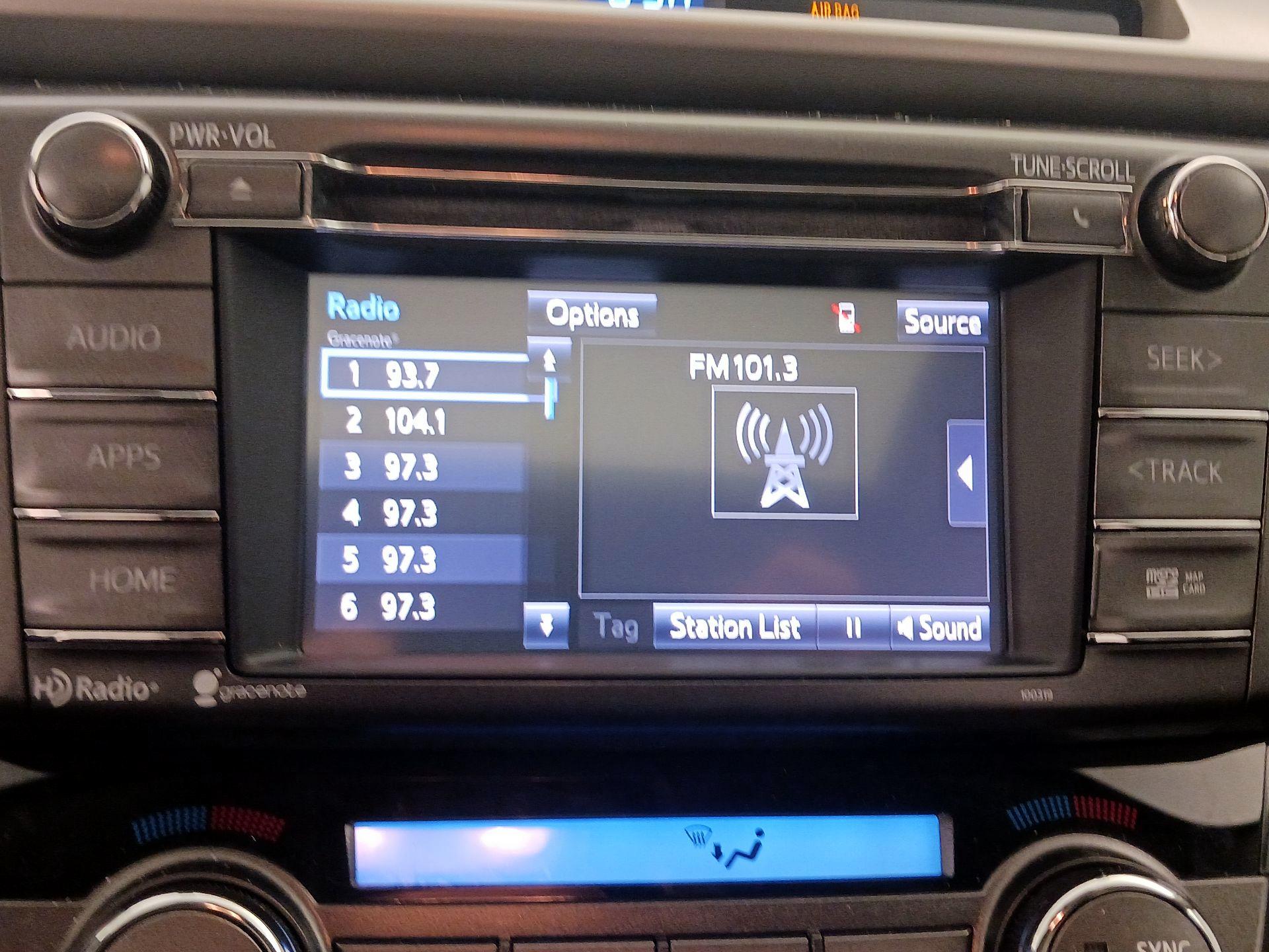 Thumbnail: 2014 Toyota RAV4 - 16