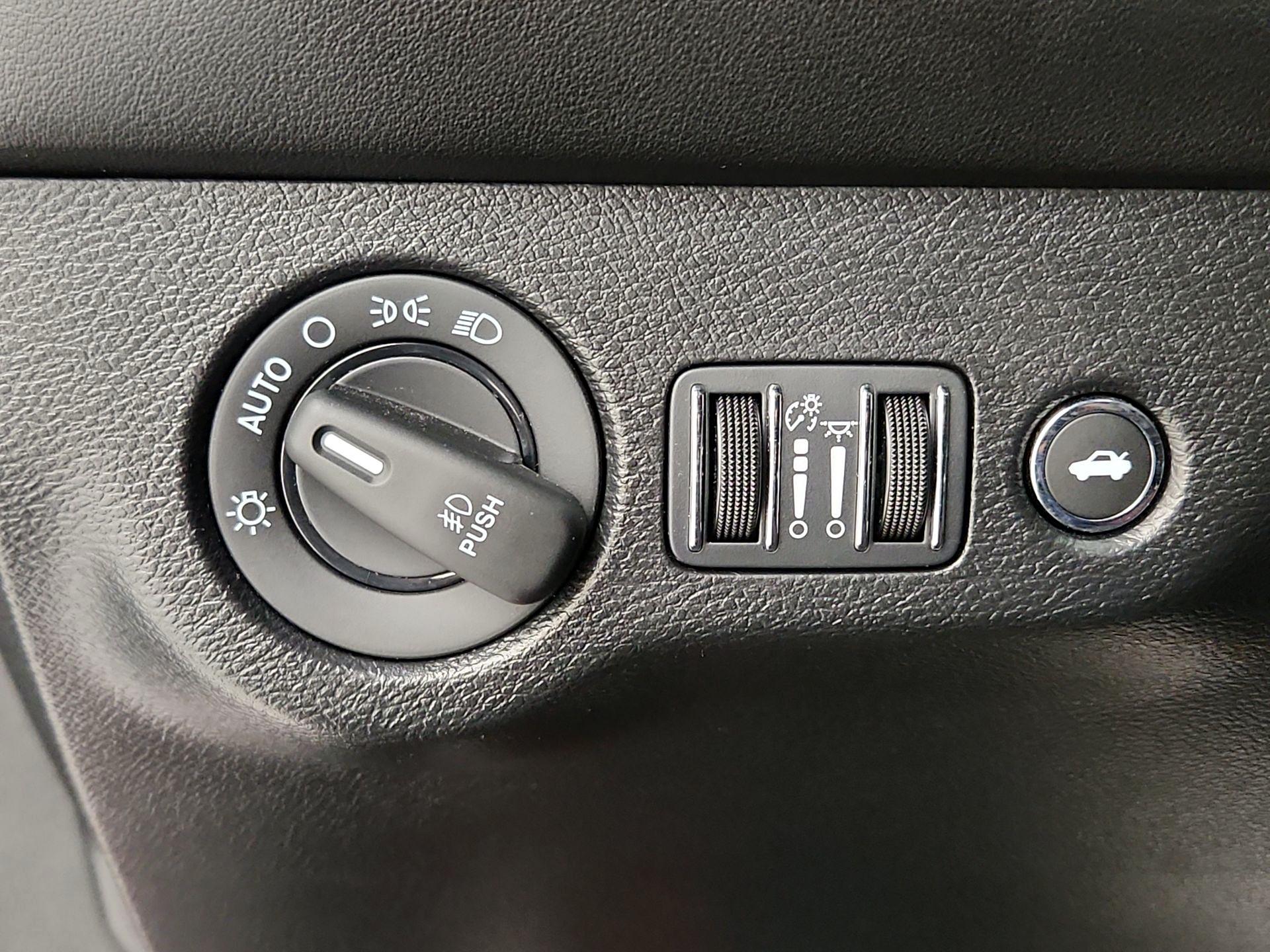 Thumbnail: 2022 Dodge Challenger - 13