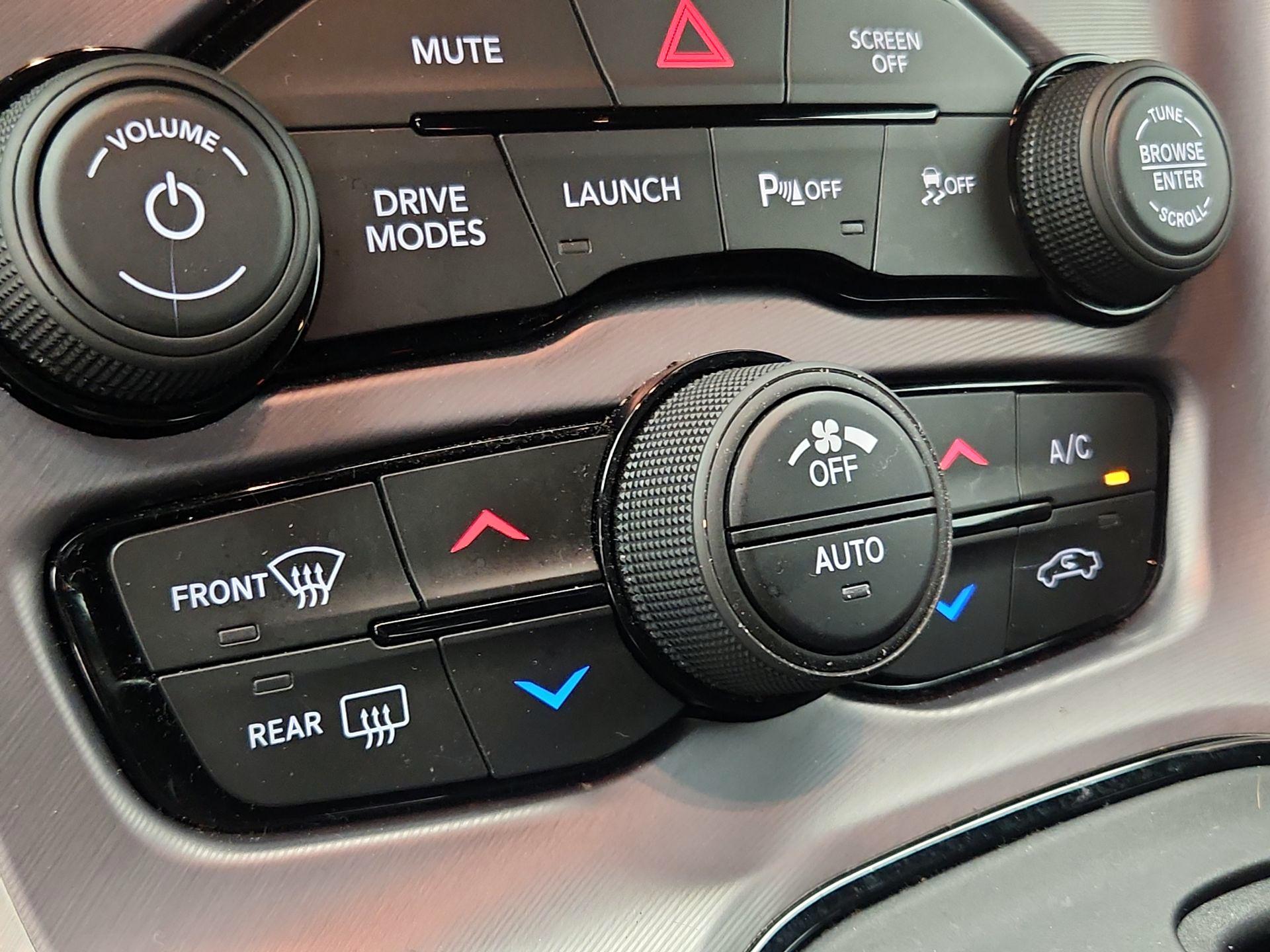 Thumbnail: 2022 Dodge Challenger - 17