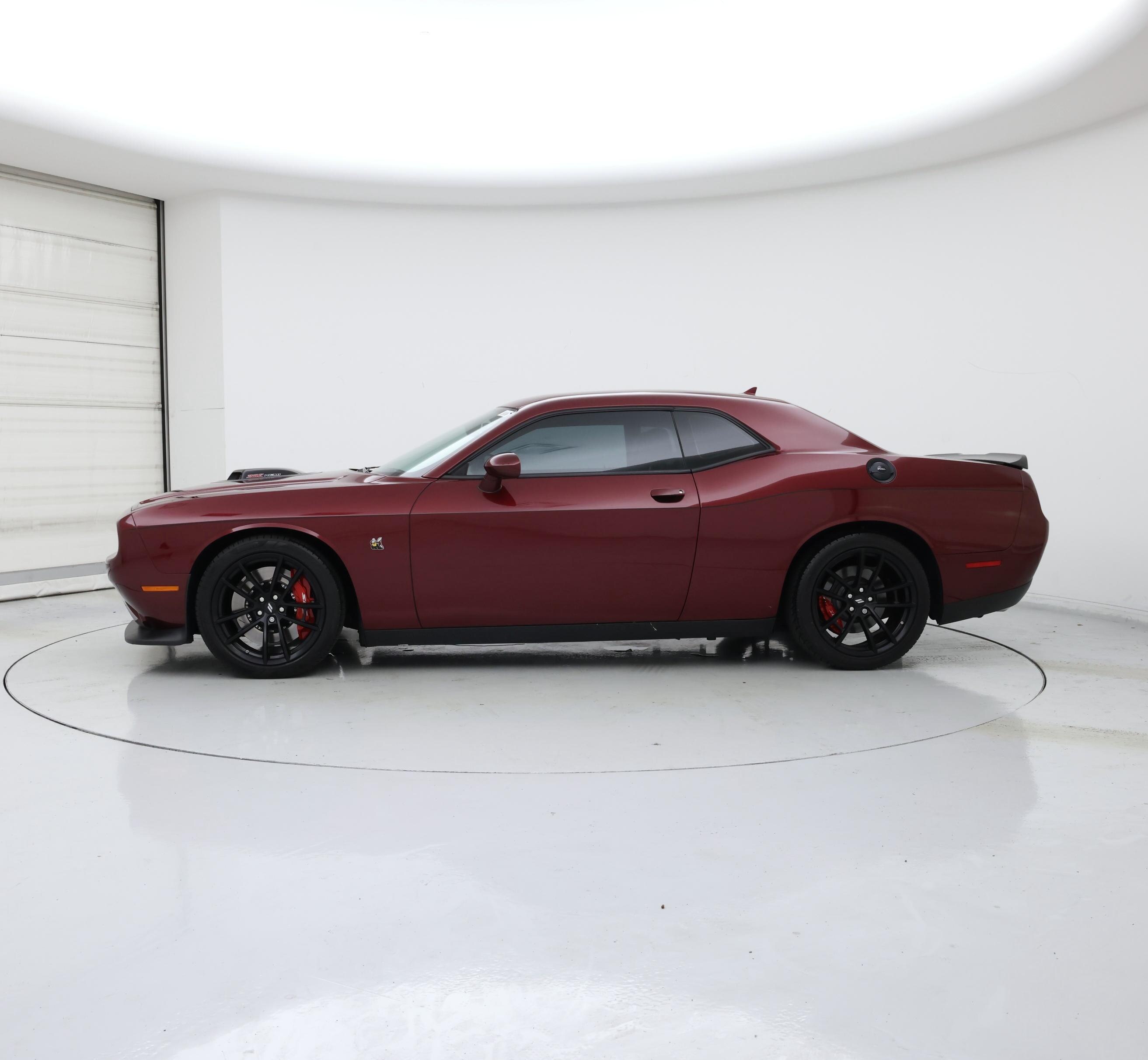 Thumbnail: 2022 Dodge Challenger - 3