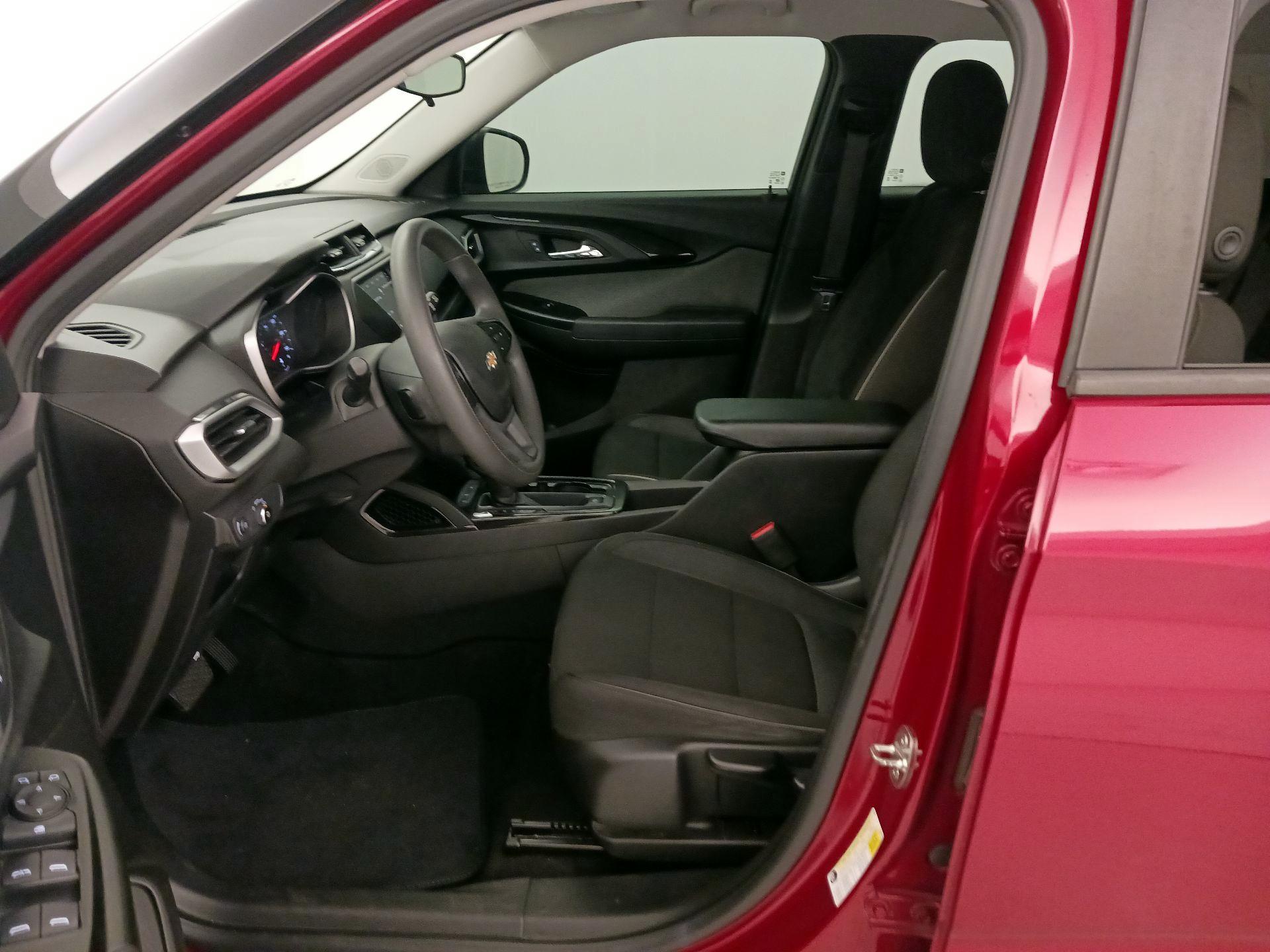 Thumbnail: 2021 Chevrolet TrailBlazer - 11