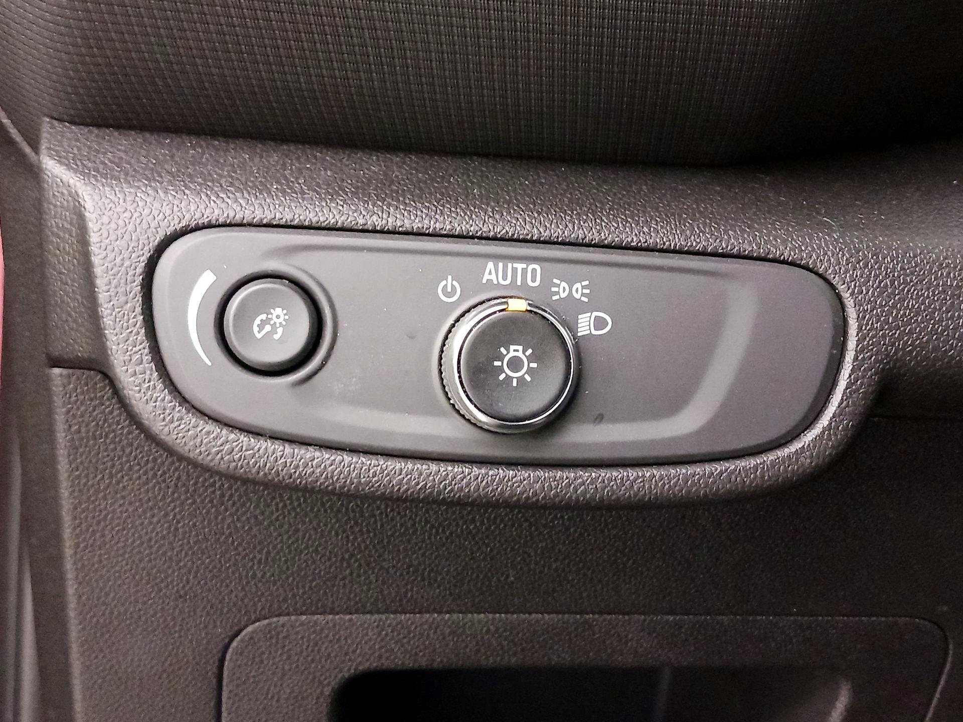 Thumbnail: 2021 Chevrolet TrailBlazer - 13