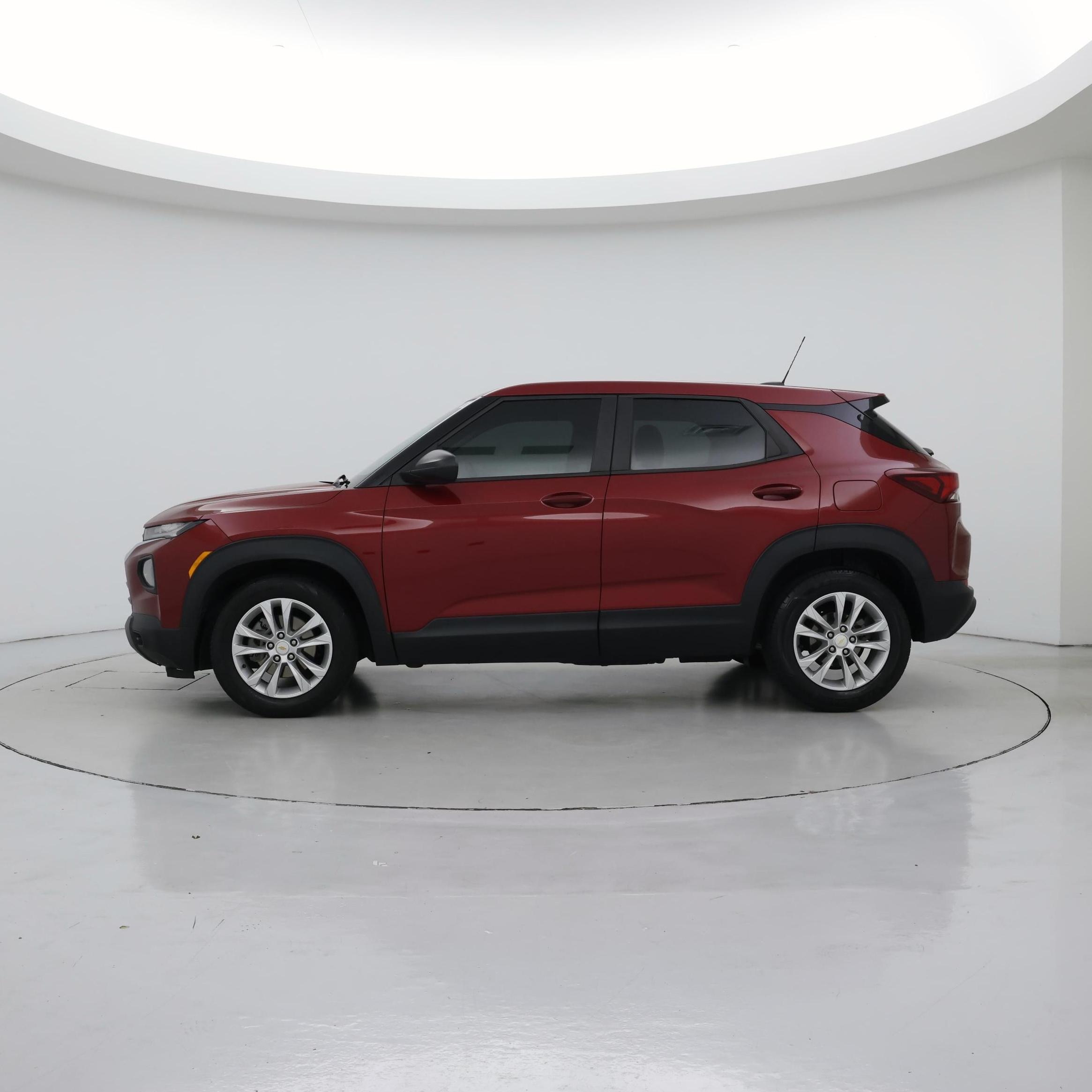 Thumbnail: 2021 Chevrolet TrailBlazer - 3