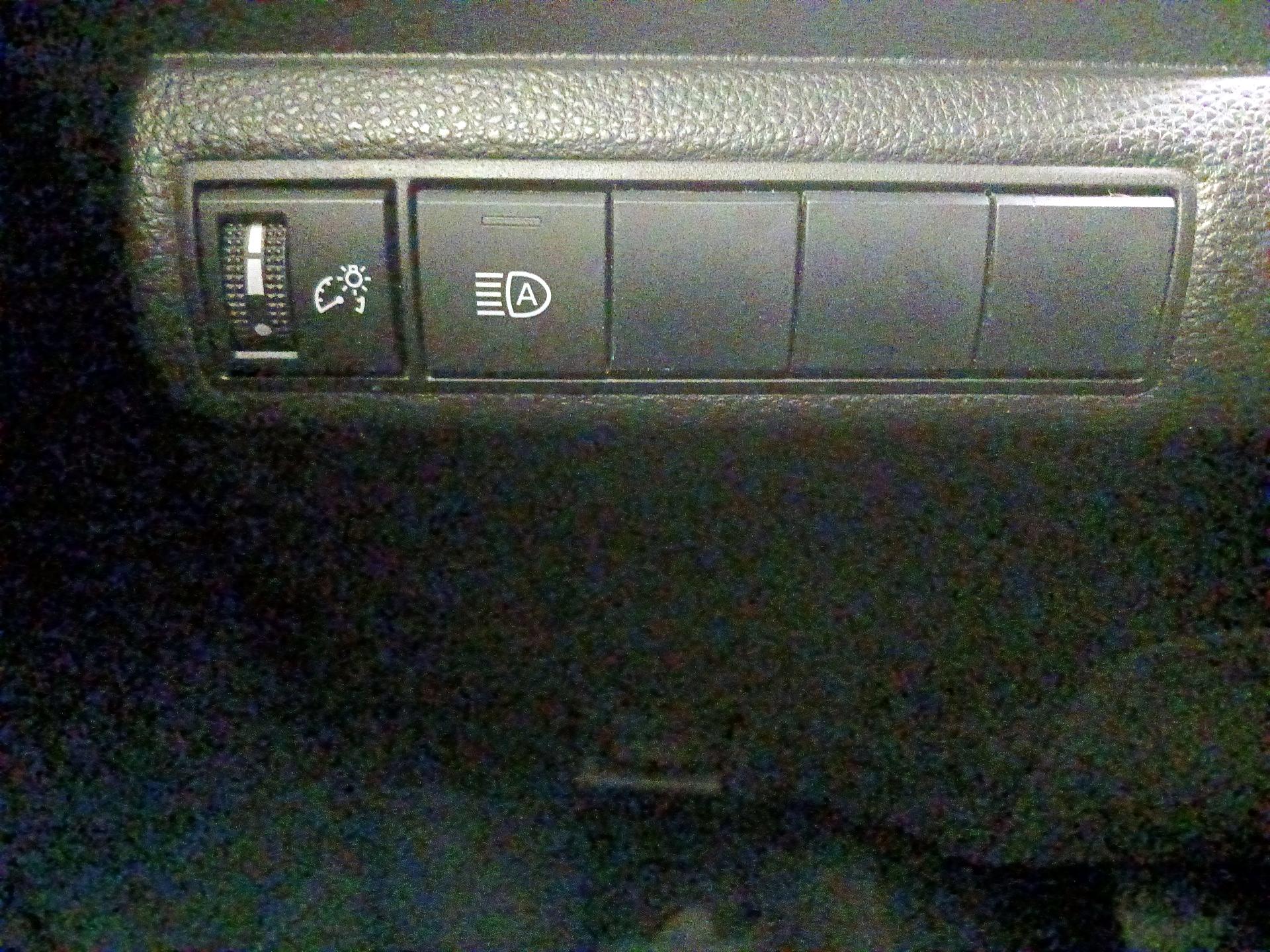 Thumbnail: 2021 Toyota Corolla - 13