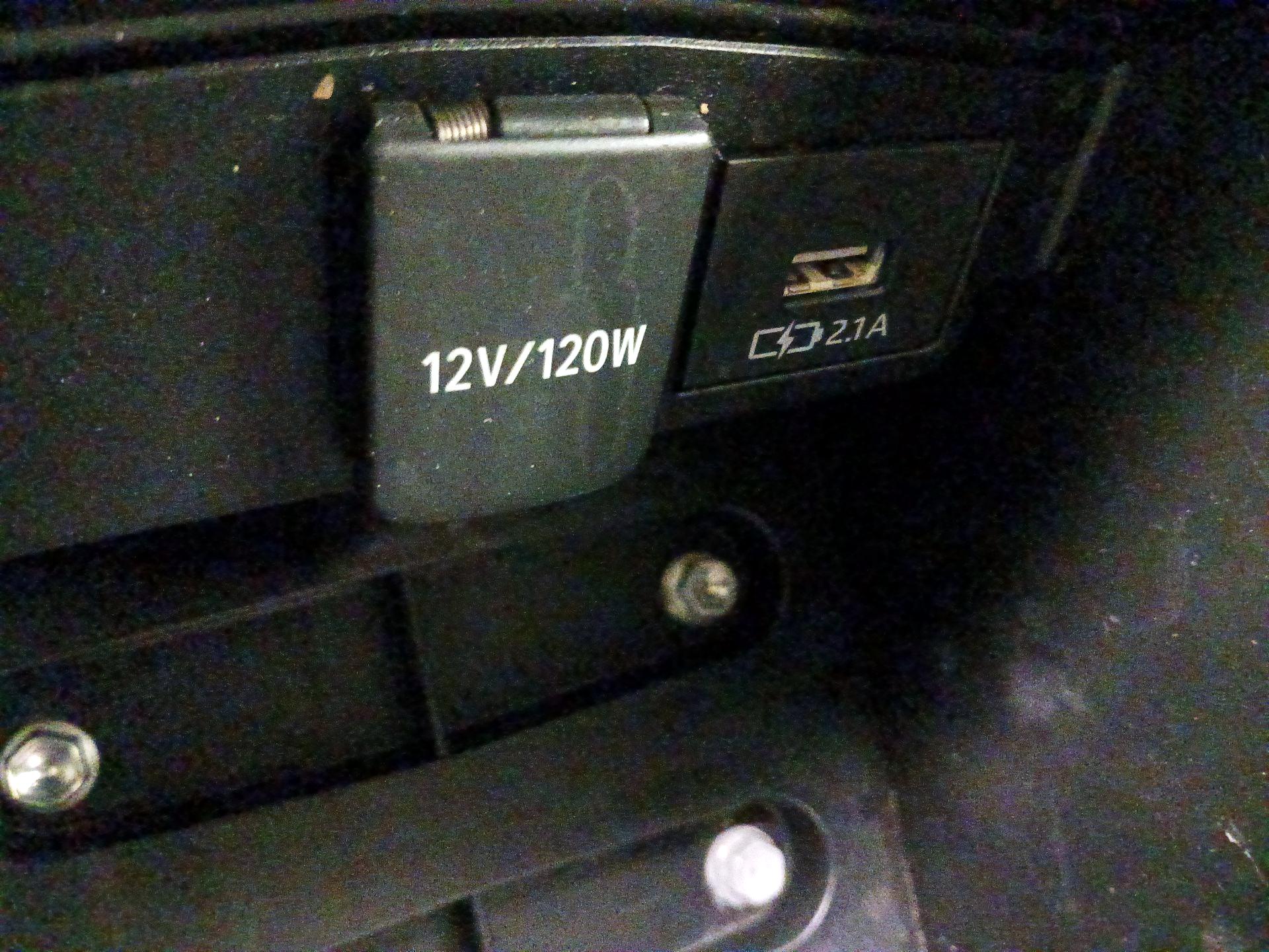 Thumbnail: 2021 Toyota Corolla - 18