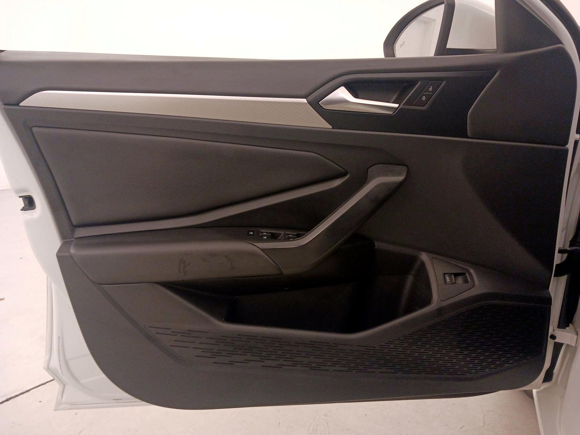 Thumbnail: 2020 Volkswagen Jetta - 12