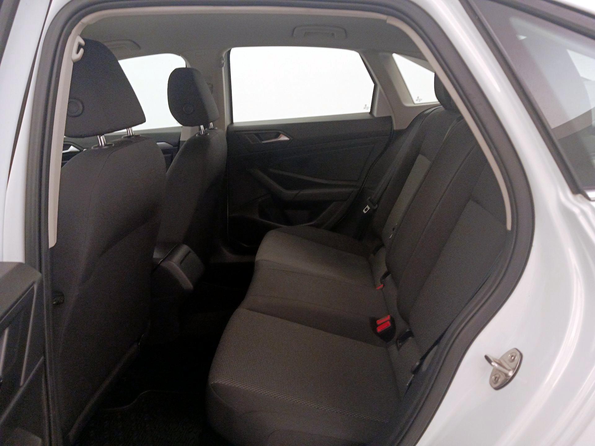 Thumbnail: 2020 Volkswagen Jetta - 19