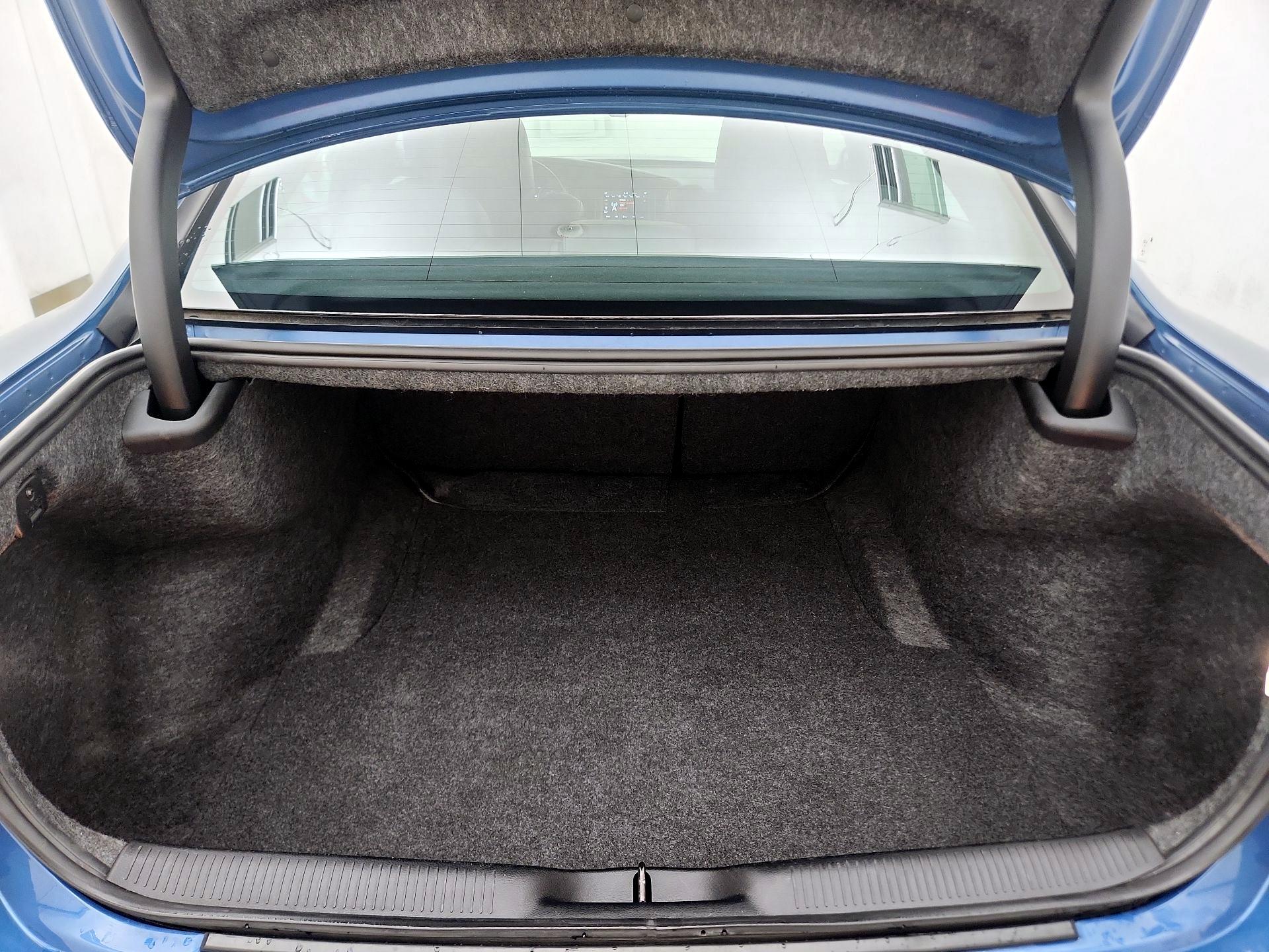 Thumbnail: 2020 Dodge Charger - 20