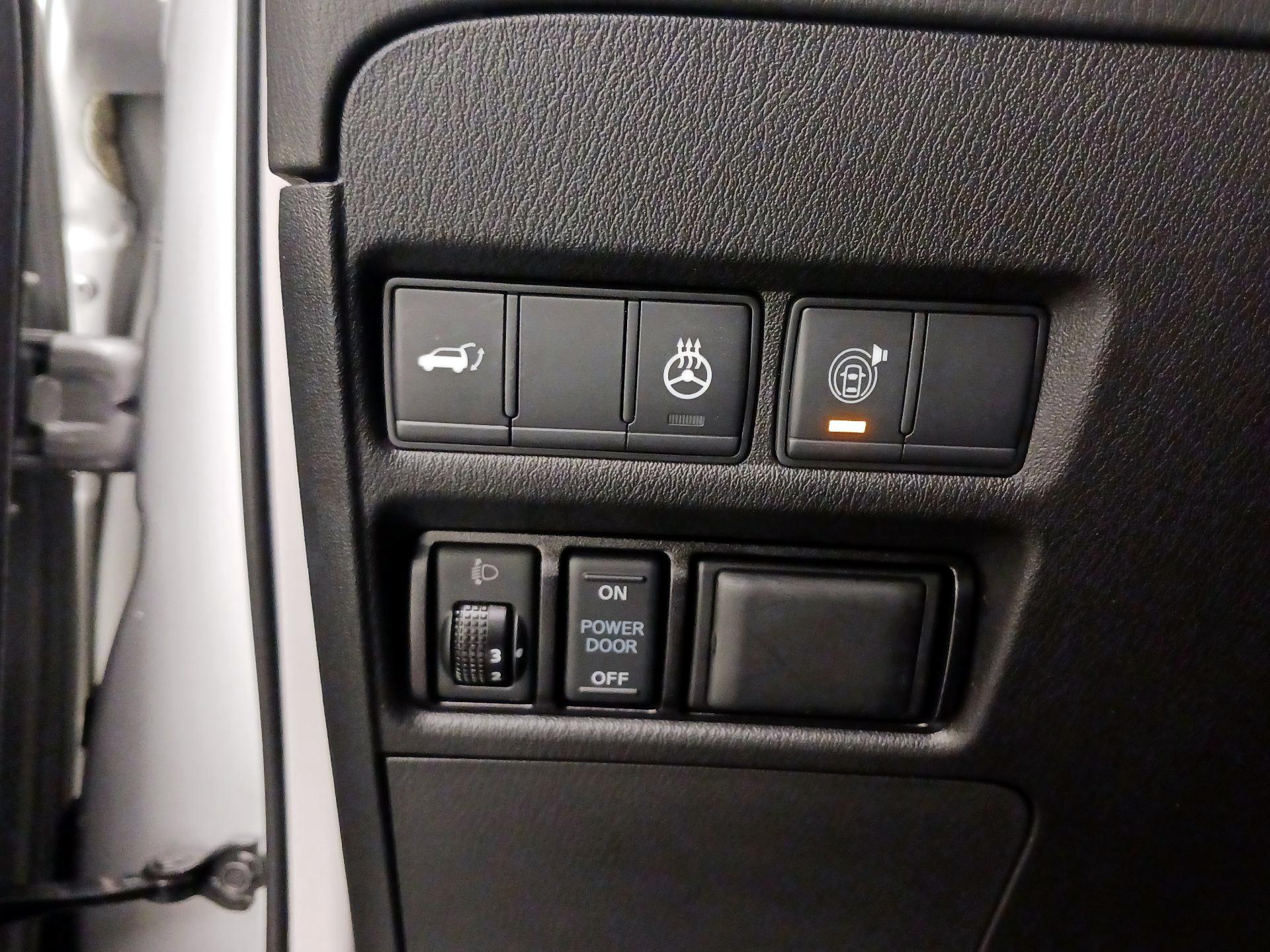 Thumbnail: 2019 INFINITI QX80 - 13