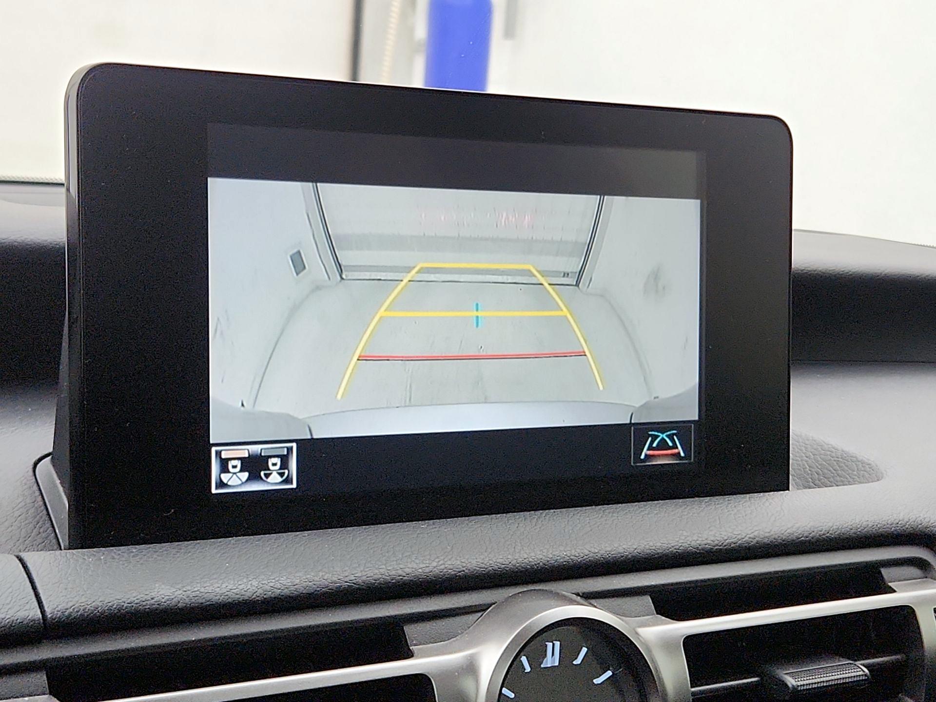 Thumbnail: 2022 Lexus IS - 14