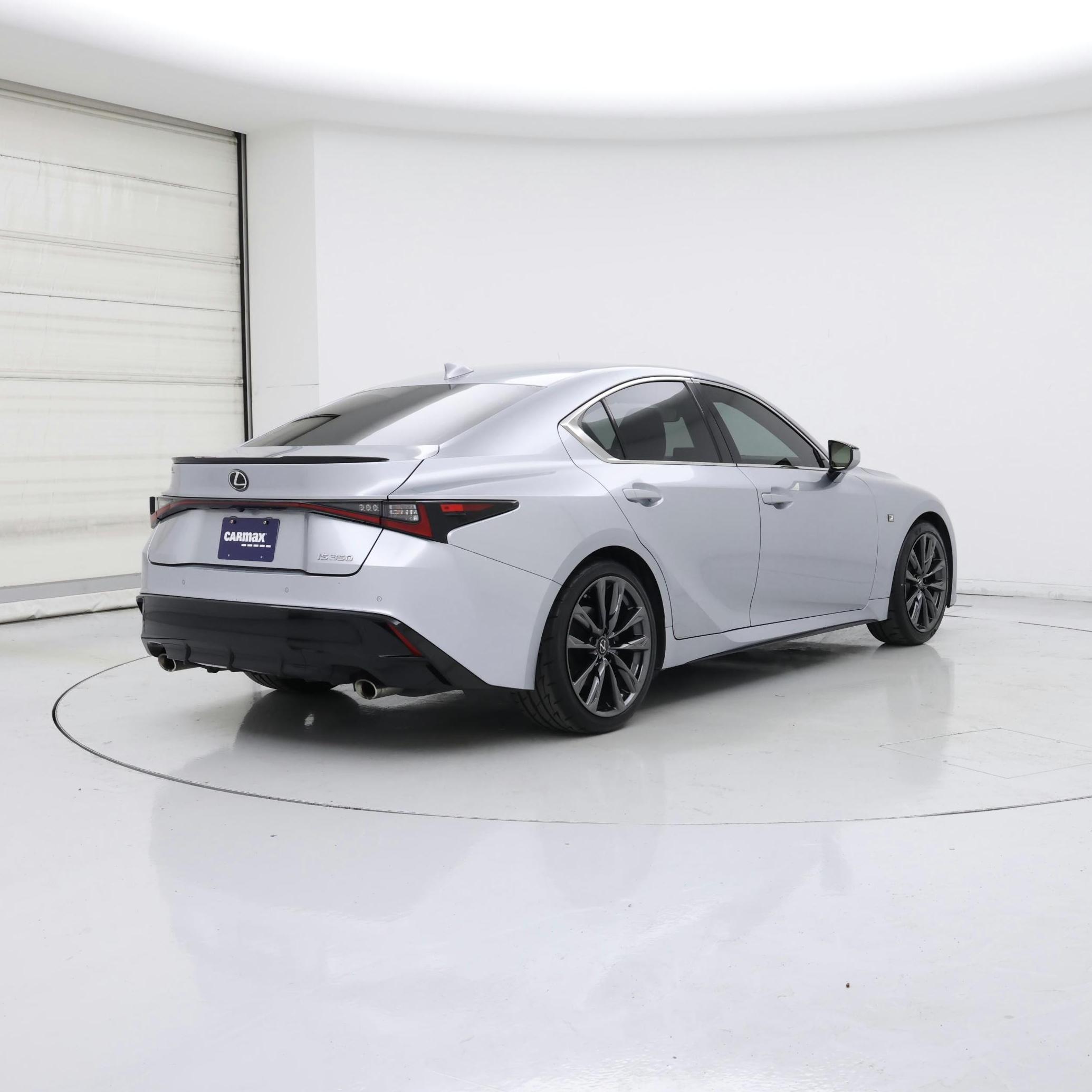 Thumbnail: 2022 Lexus IS - 8