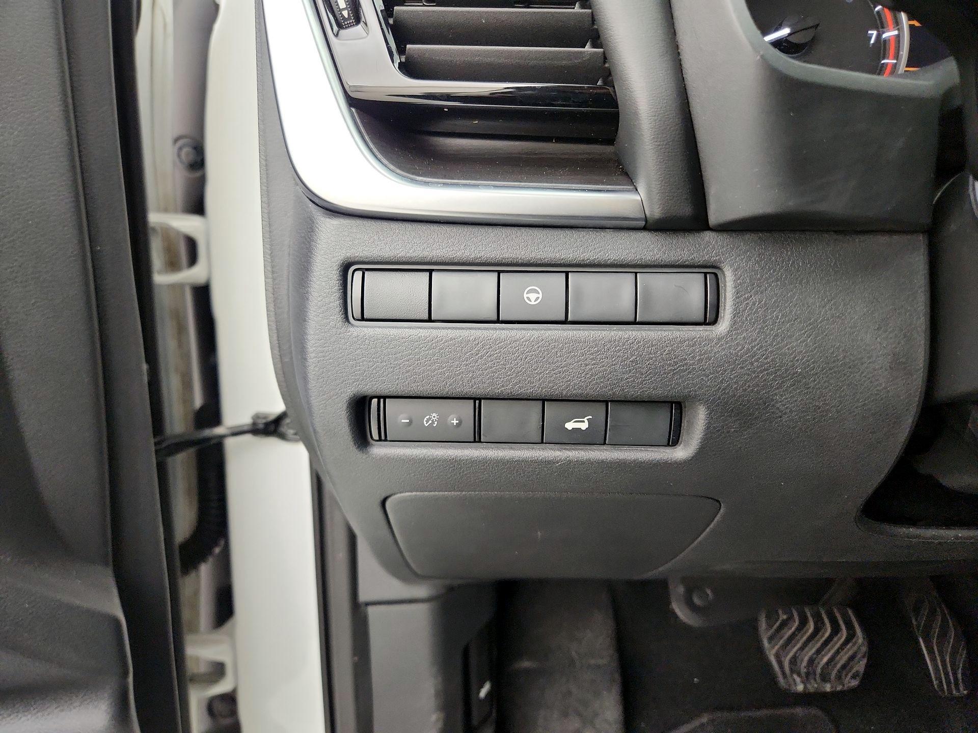 Thumbnail: 2021 Nissan Rogue - 13